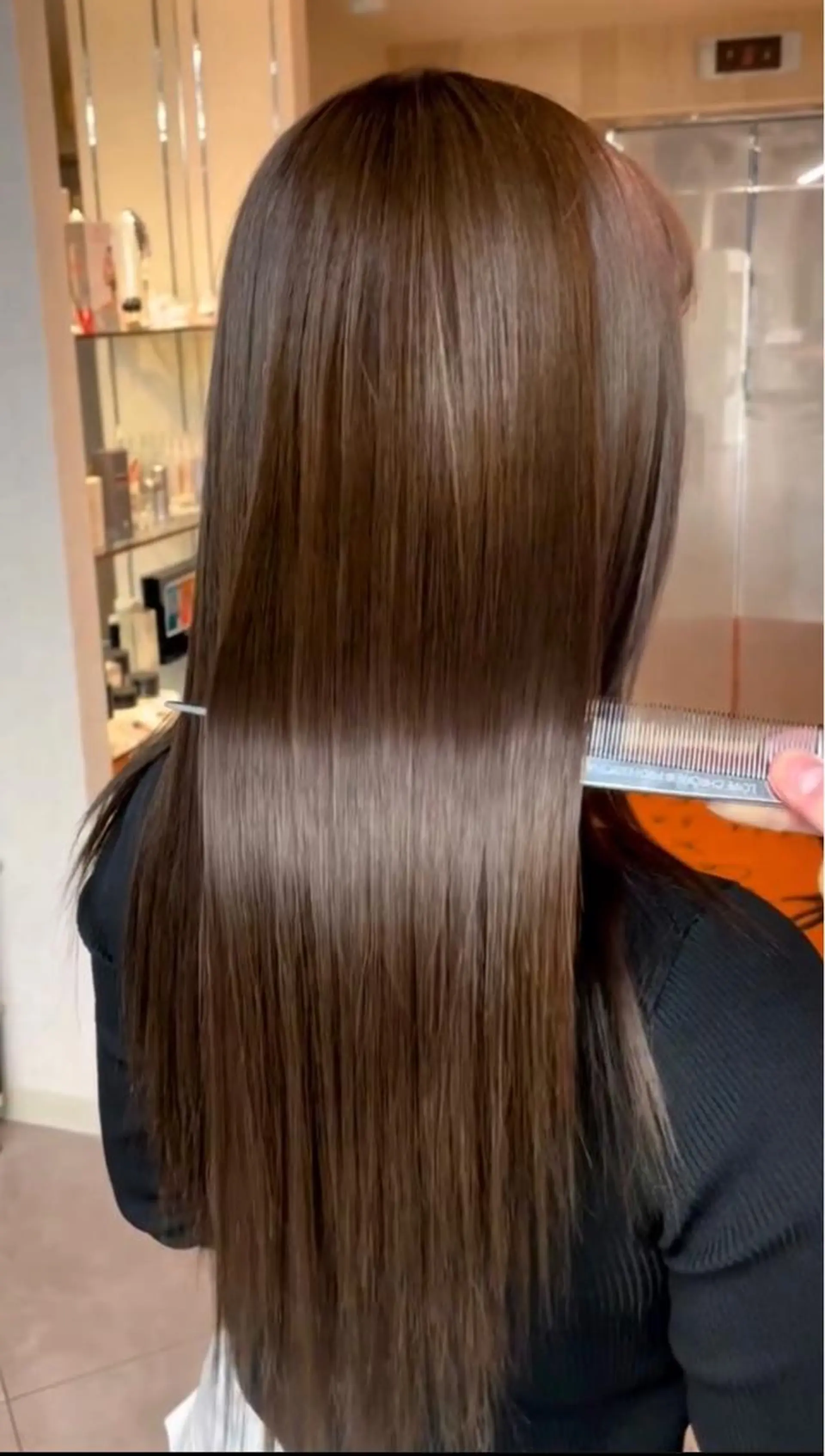 ロング カット 縮毛矯正 le. pidorgeのヘアスタイル
