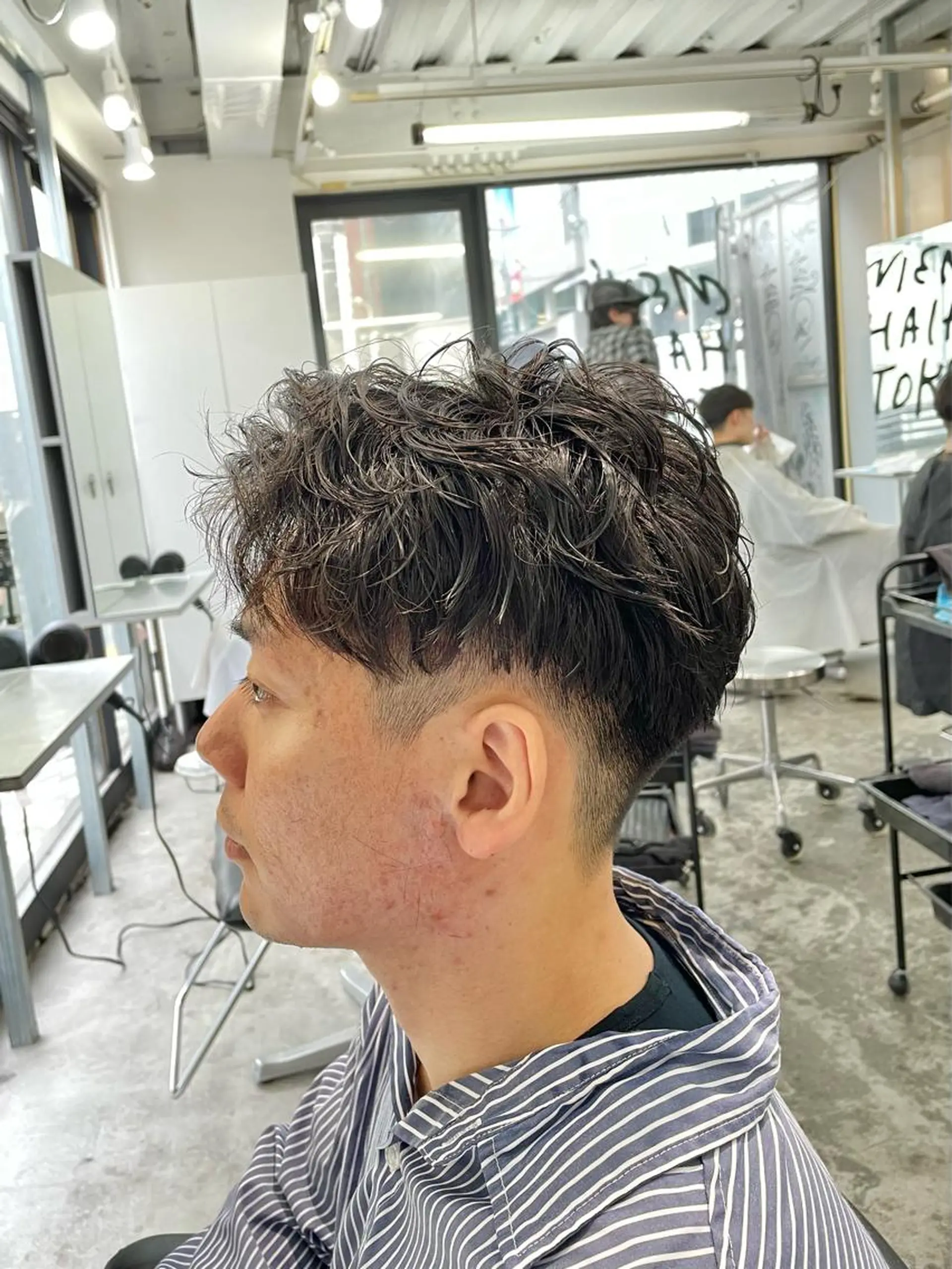 ショート パーマ メンズ マッシュ ショートヘア カット パーマ メンズ特化美容師/ 藤戸 椋のヘアスタイル