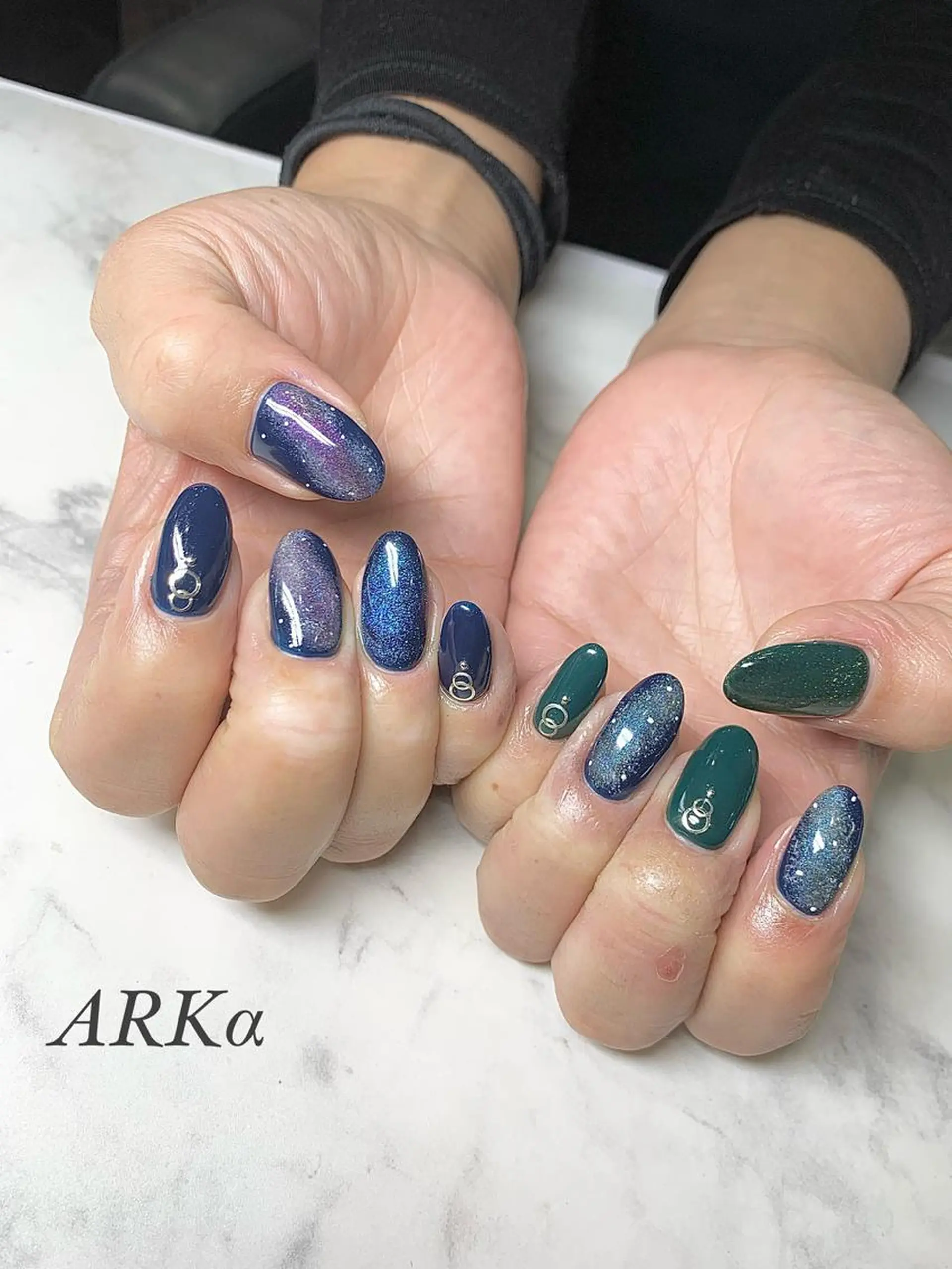 セミロング ネイル ハンドネイル ARKα SHIORIのネイルデザイン