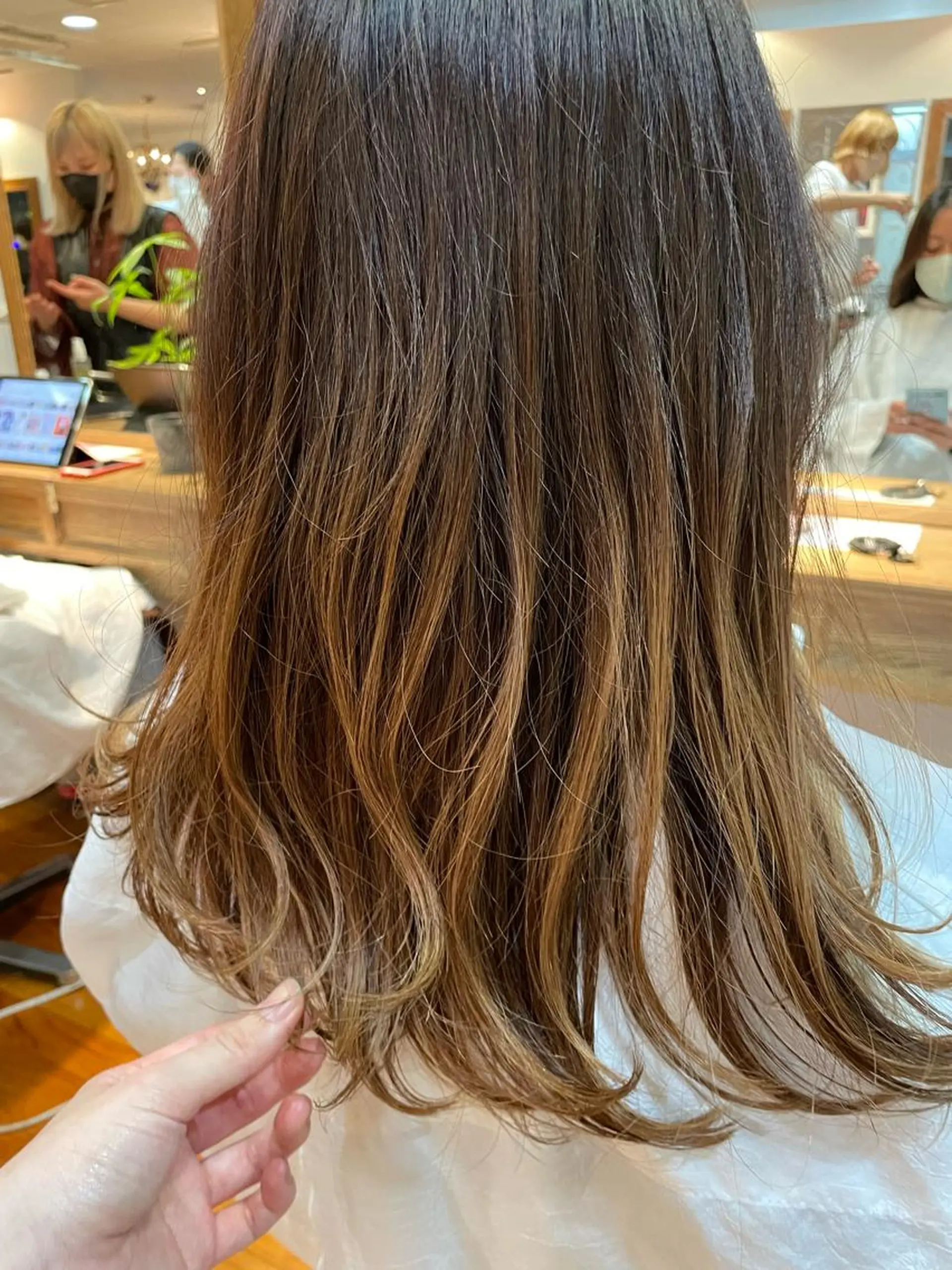 パーマ 江里口 愛のヘアスタイル