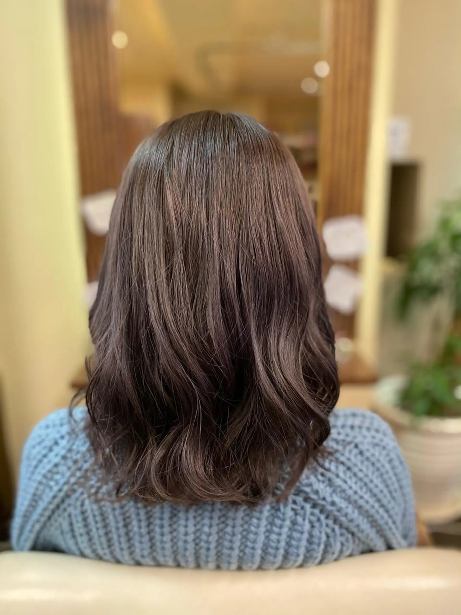 ミディアム カラー ヘアアレンジ ヘアカラー トリートメント 加藤 瑠美のヘアスタイル