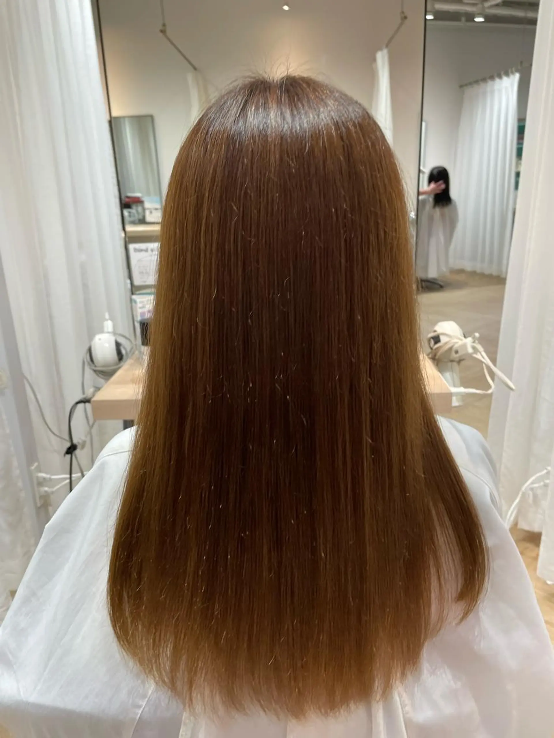 セミロング カット 縮毛矯正 AVANCEなかもず店所属・AVANCE 長尾 尚悟のヘアスタイル