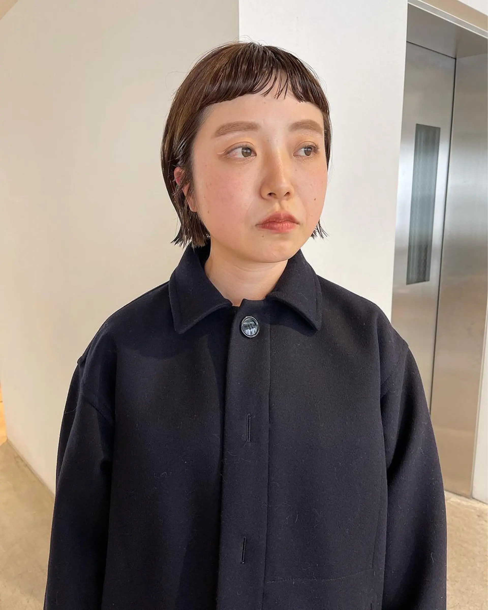 ショート oma　袮次金 鈴香のヘアスタイル
