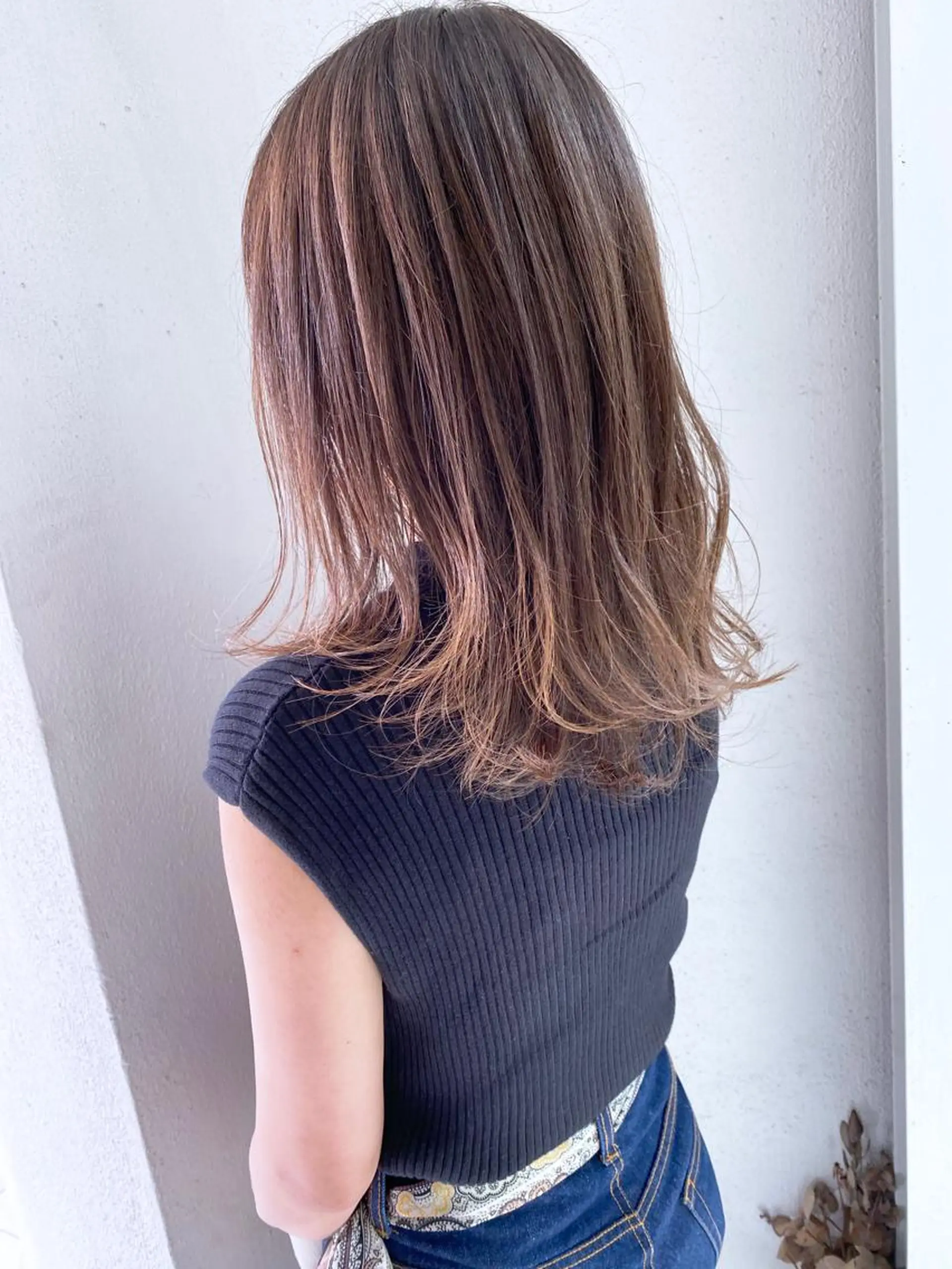 セミロング カラー AMNESIA所属・やまなか りょうすけのヘアスタイル