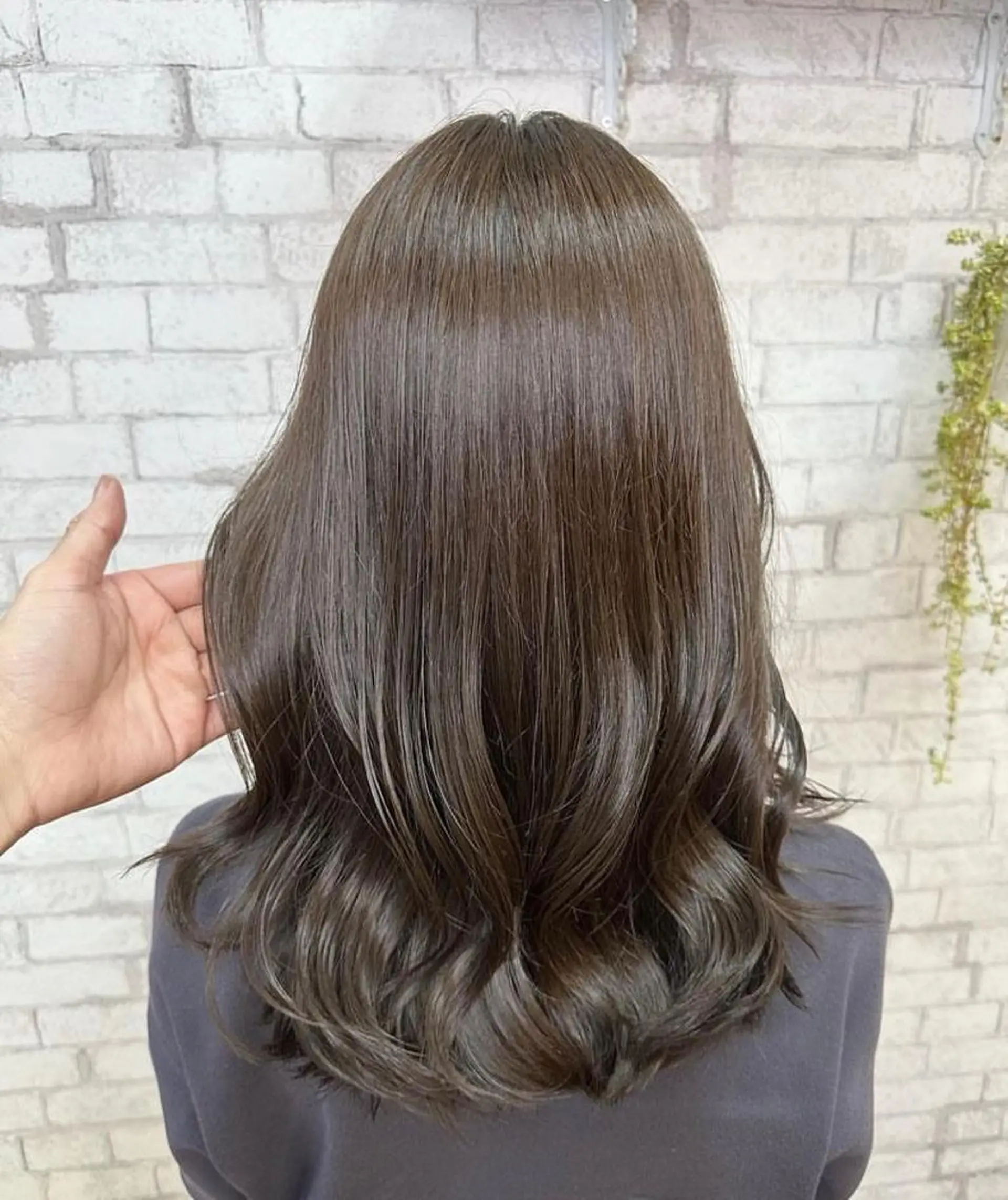 ロング カット トリートメント コテ巻き風パーマ✨ かつみのヘアスタイル