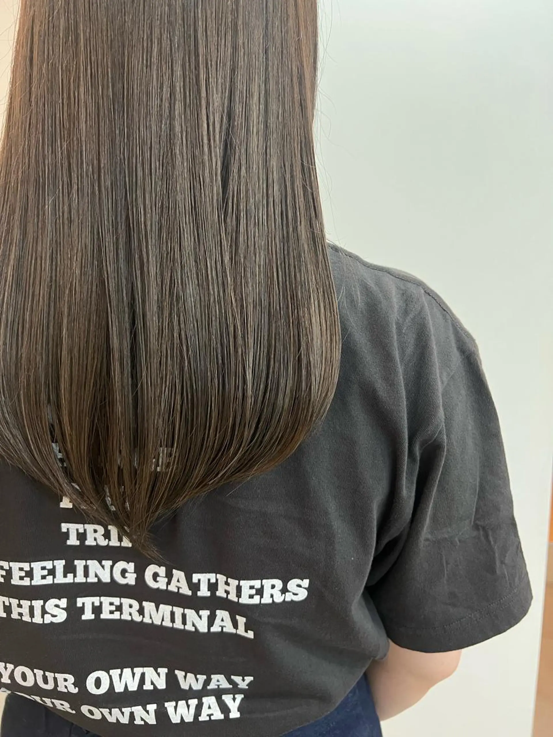 カラー 透明感カラー 切りっぱなしボブ/ ブリーチカラー/大塚のヘアスタイル