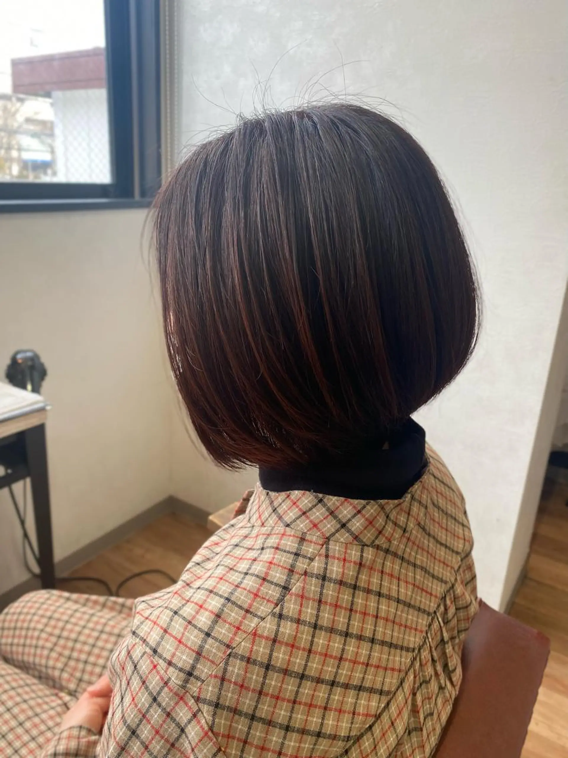 ショート カット ヘアカラー 矢部 萌深のヘアスタイル