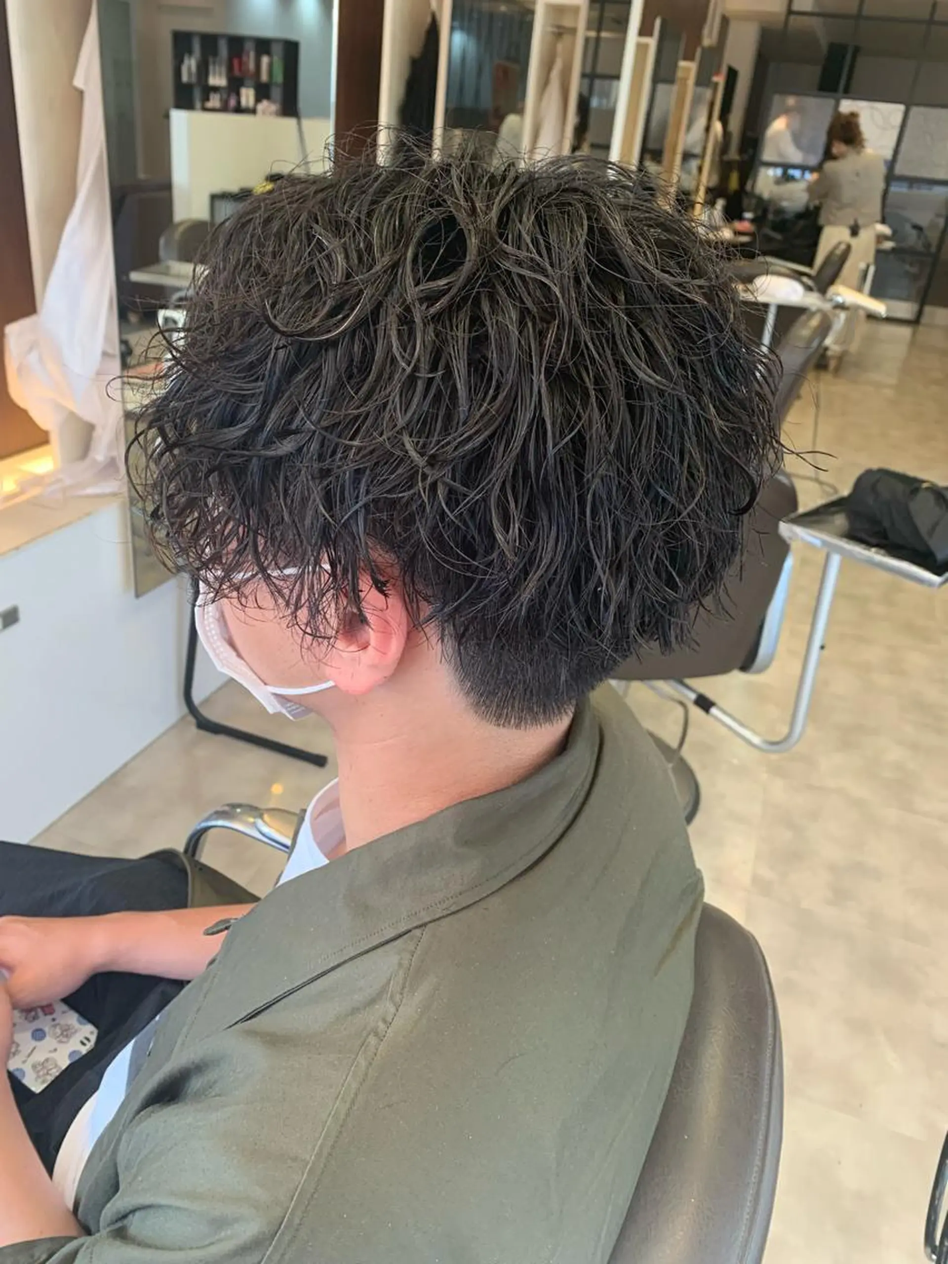 ミディアム メンズパーマ/難波/ 心斎橋　室園亮佑のヘアスタイル