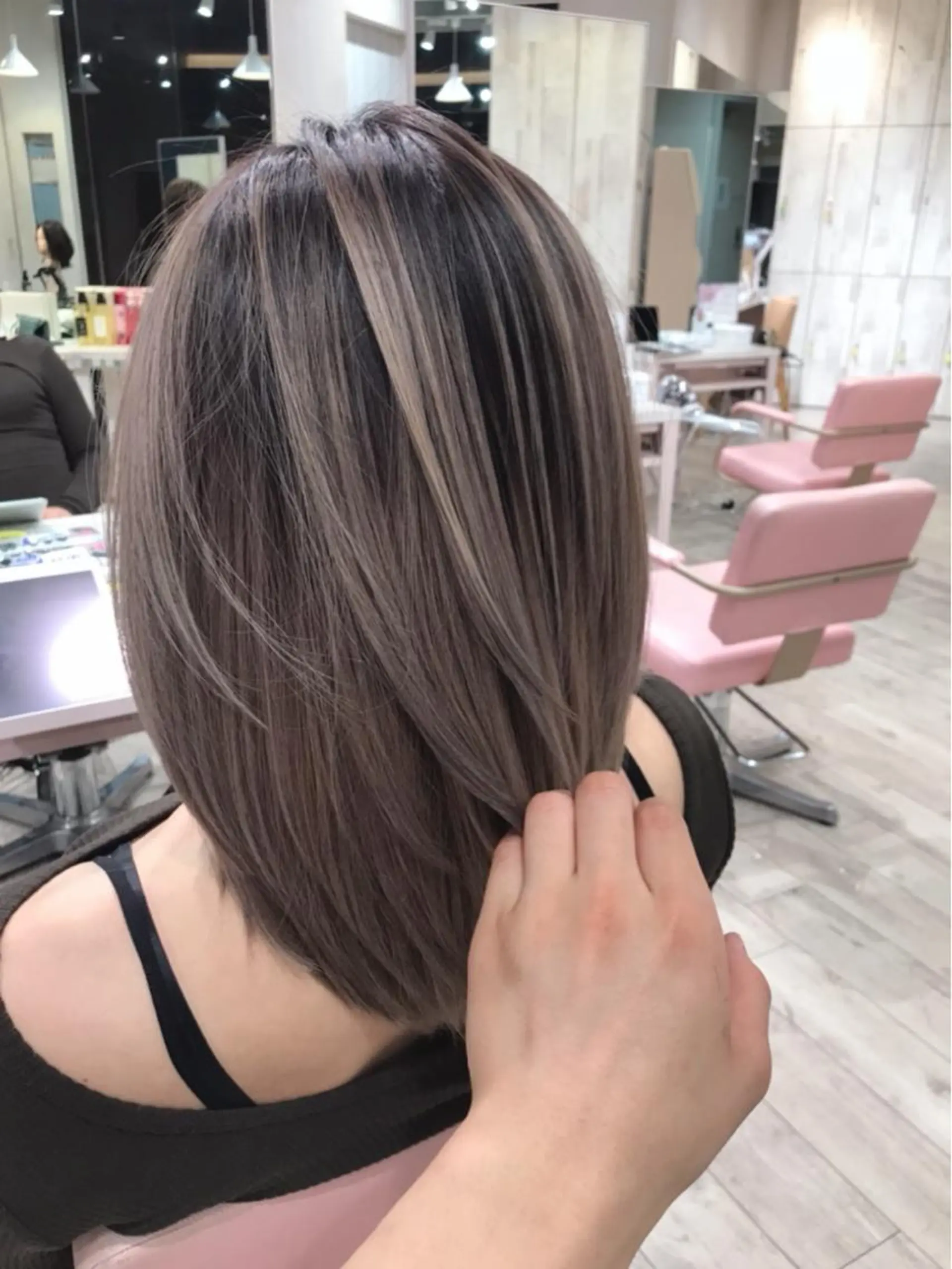 セミロング カラー 高島大登/顔周り /レイヤーカットのヘアスタイル