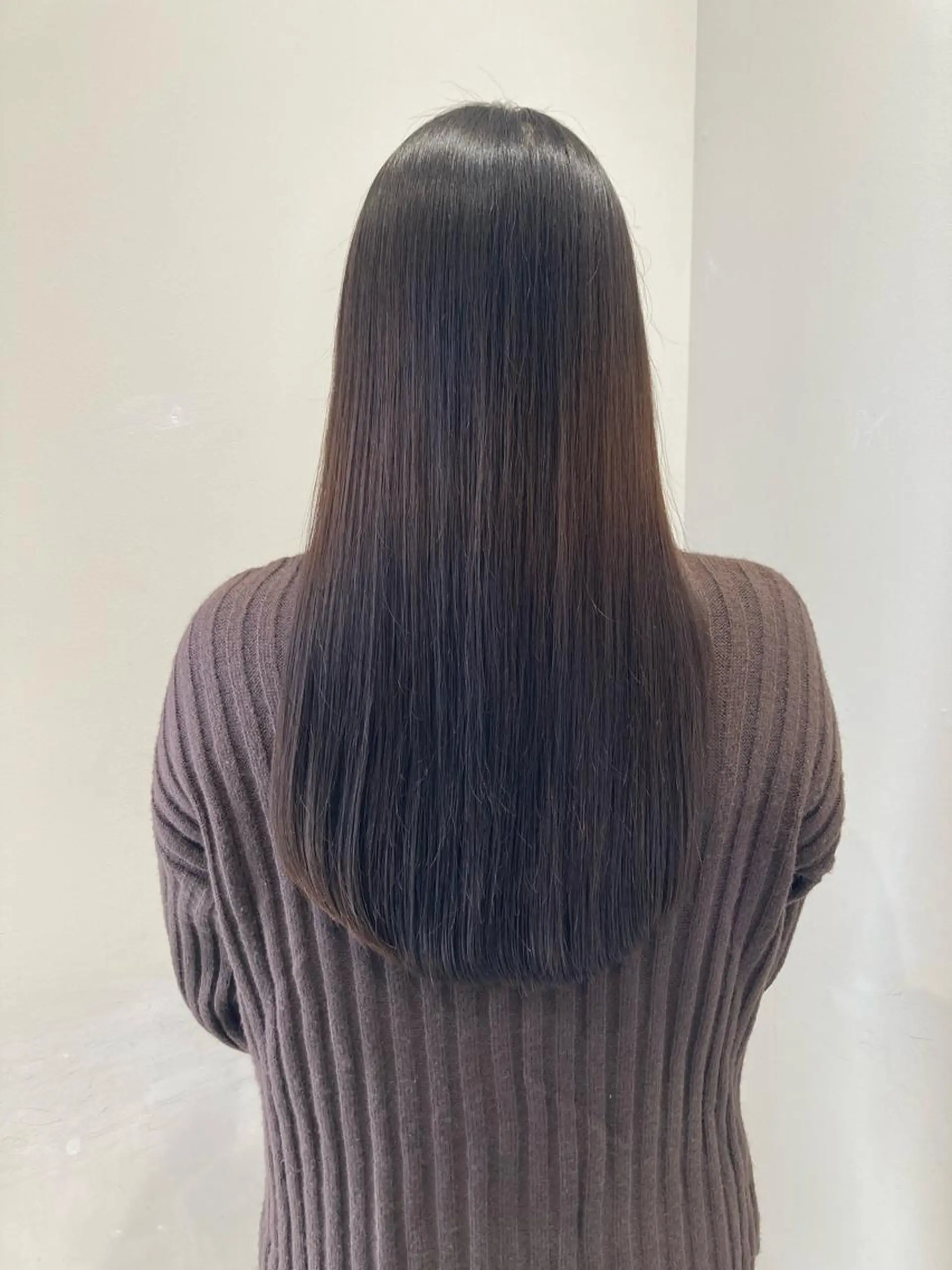 ロング カット 折本 沙織のヘアスタイル