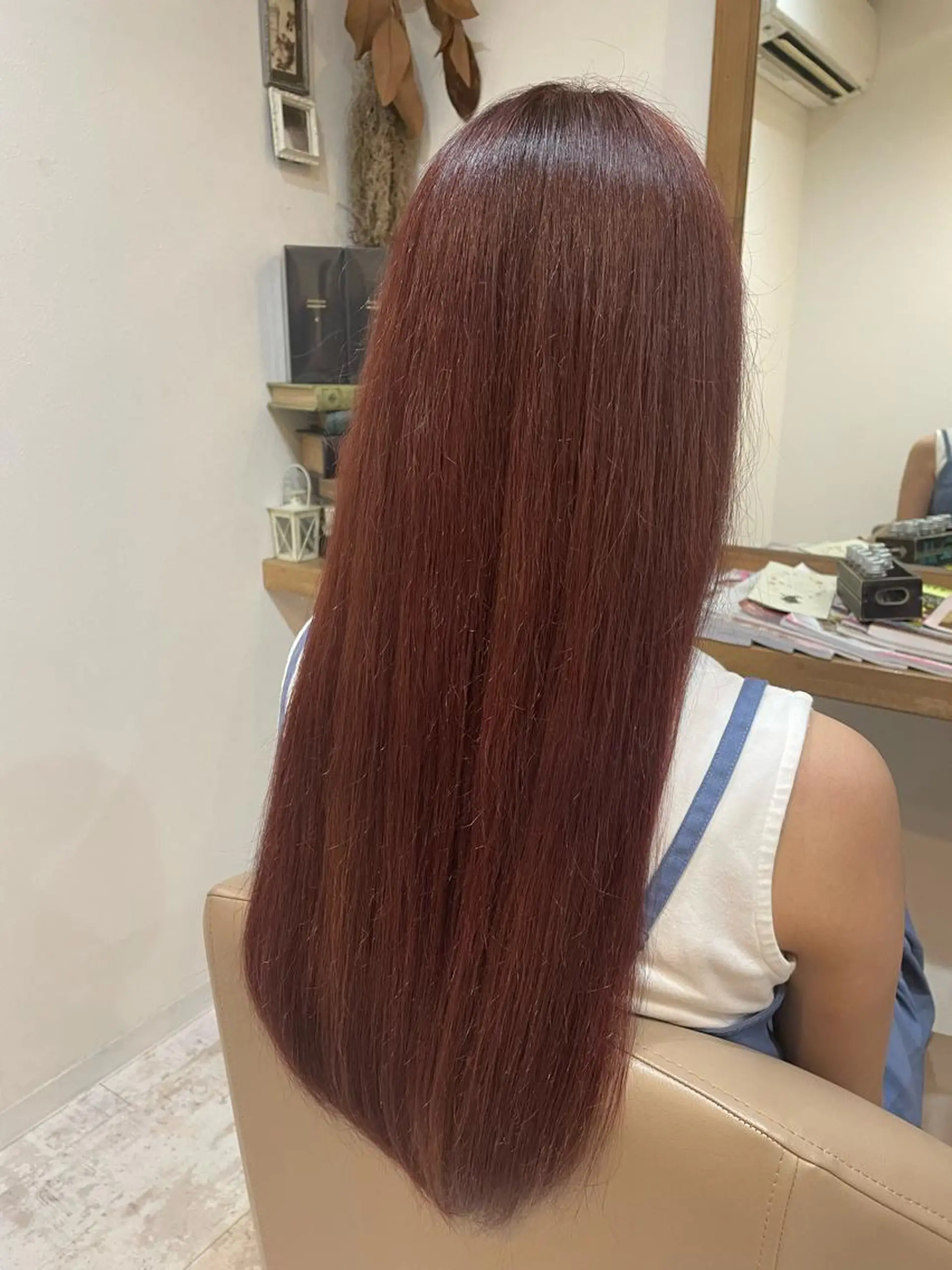 カラー アトリエリーベル所属・佐々木 奈菜江のヘアスタイル