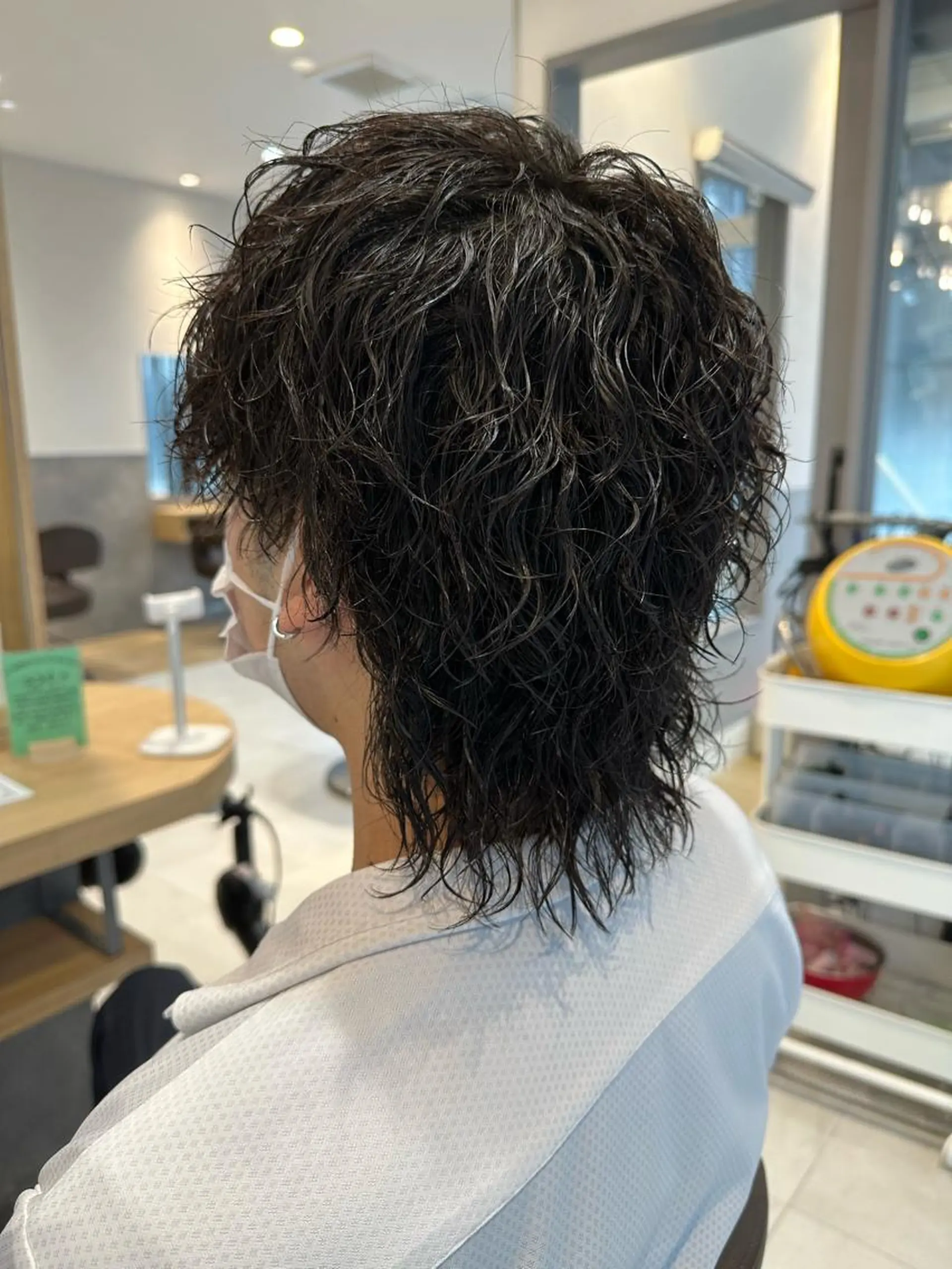 セミロング パーマ メンズ フェードカット メンズパーマ ツイストスパイラルパーマ 波巻きパーマ メンズウルフカット カット パーマ トリートメント ヘッドスパ ヘアセット 💈メンズ特化 美容師サキ💈のヘアスタイル