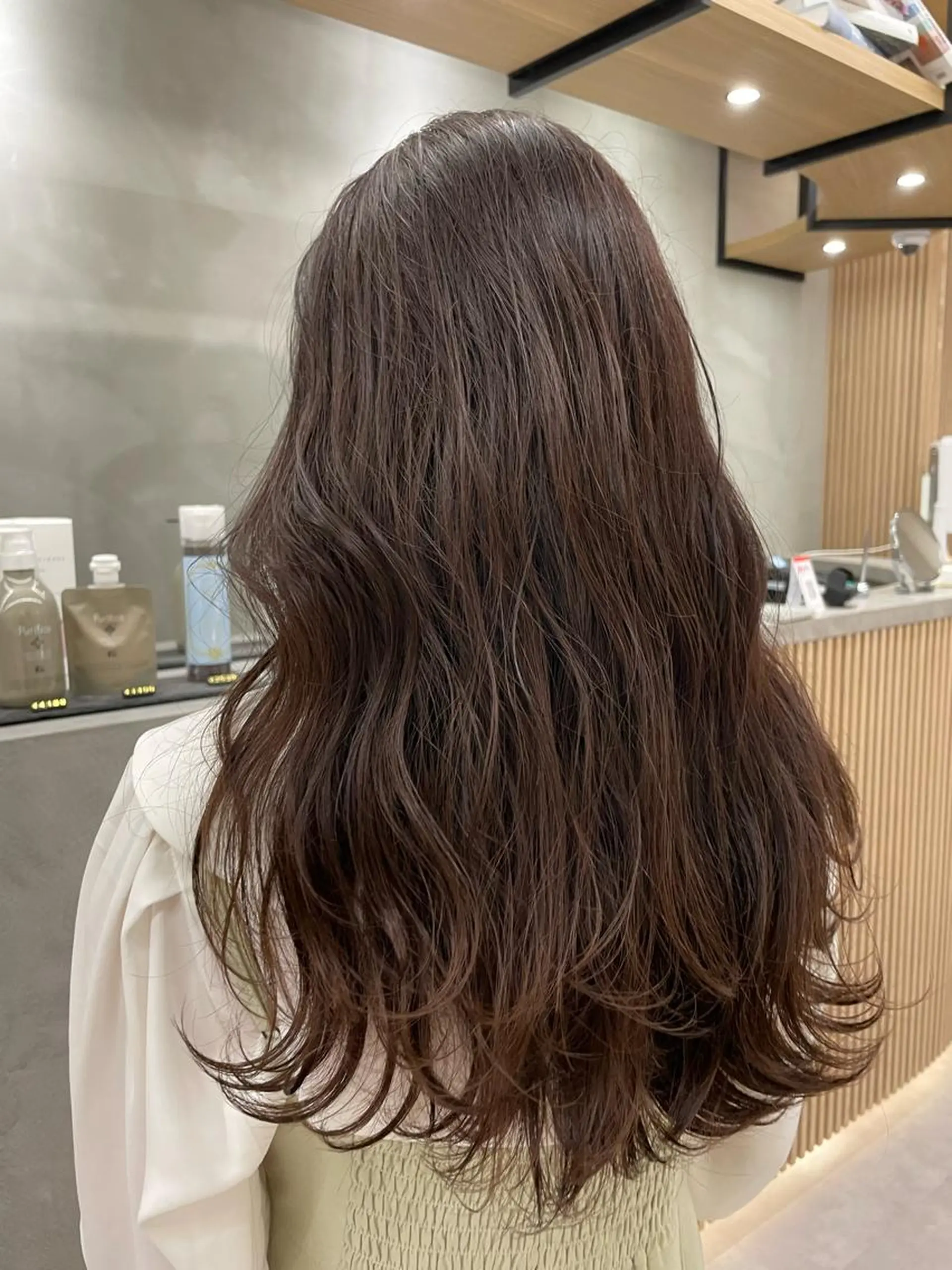 ロング カラー パーマ ヘアアレンジ ベージュカラー パープルカラー レイヤー縮毛矯正 ささきすずね💗のヘアスタイル