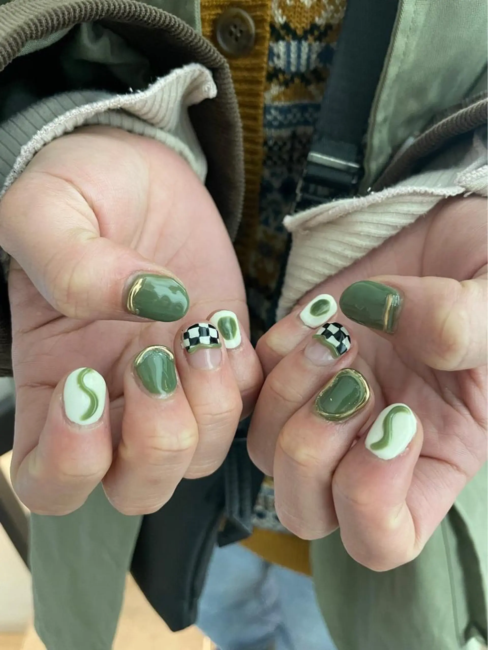 ネイル ハンドネイル Shiori･:* 💫のネイルデザイン