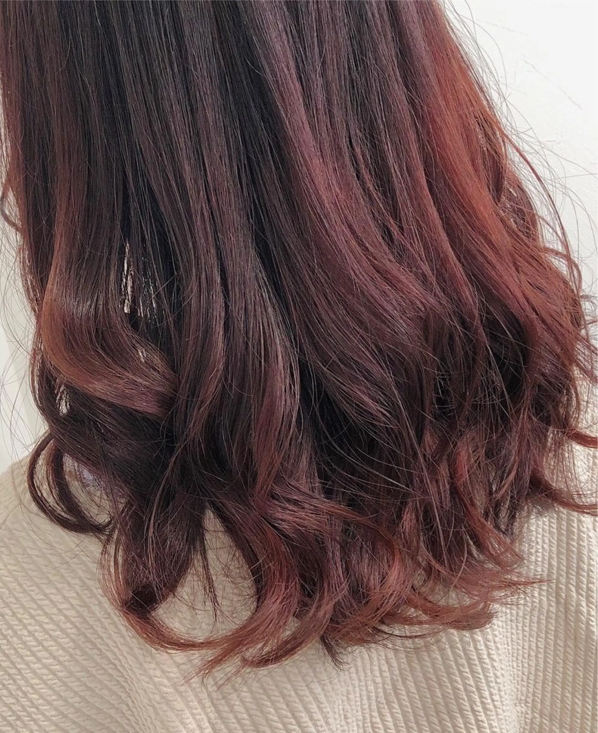 セミロング カラー 渋谷/ハッシュ レイヤーカット/会田のヘアスタイル