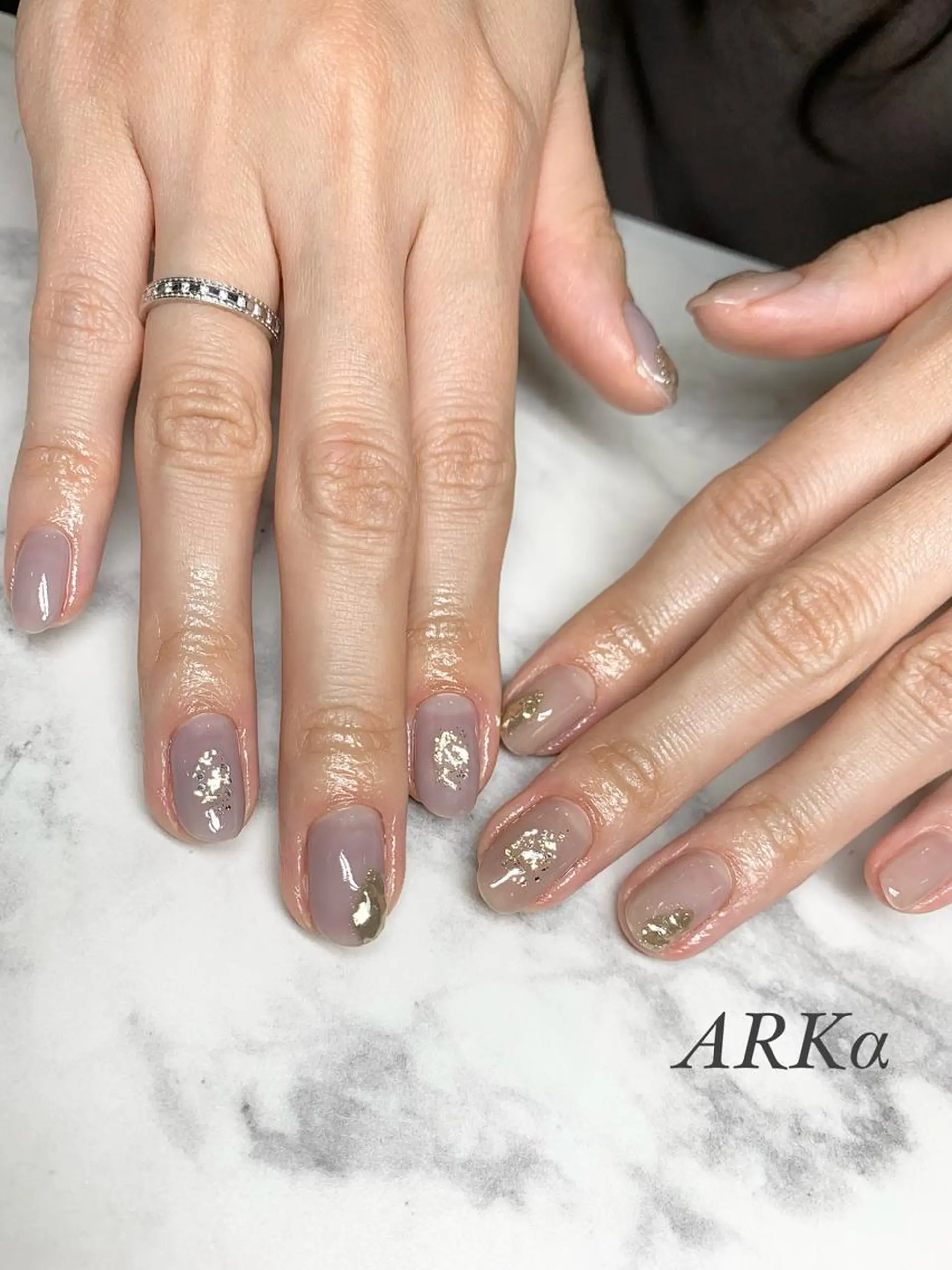 ミディアム ネイル ミラーネイル ハンドネイル Nailsalon ARKαのネイルデザイン