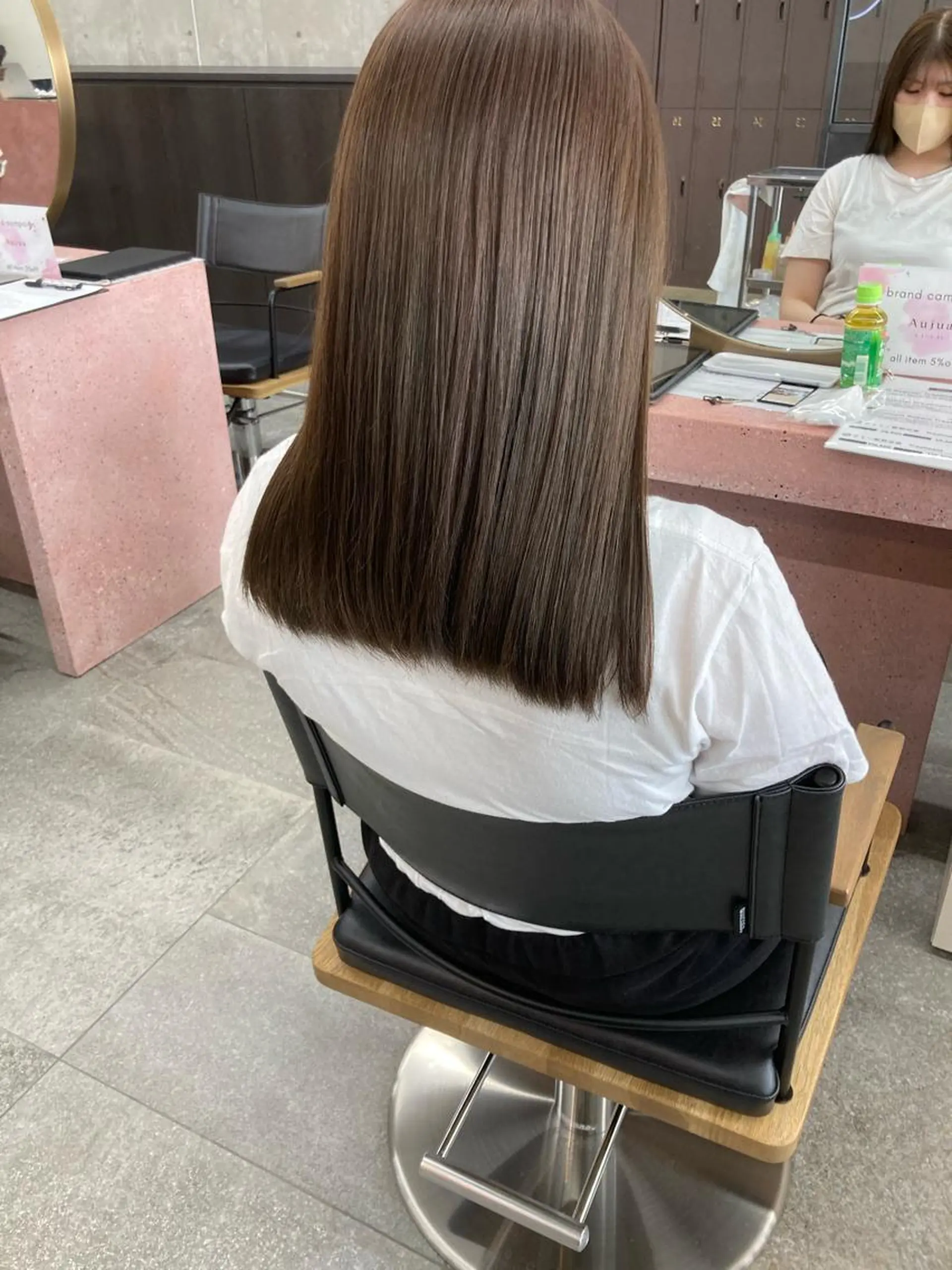 セミロング カラー ベージュカラー オリーブベージュ カット ヘアカラー 小木曽智美 /ボブ/ショートのヘアスタイル