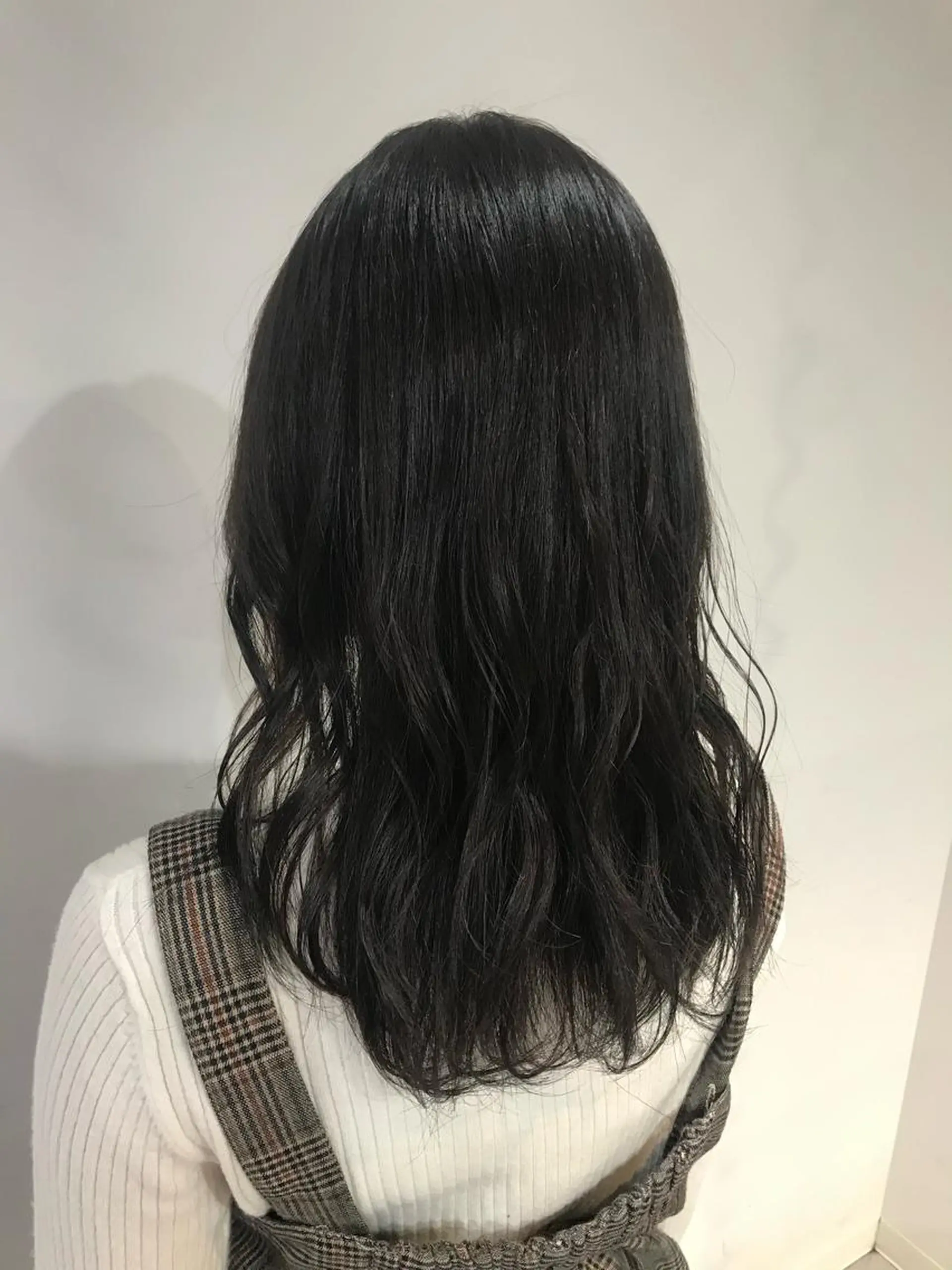 セミロング カラー 透明感カラー ヘアカラー トリートメント ikeda shioriのヘアスタイル