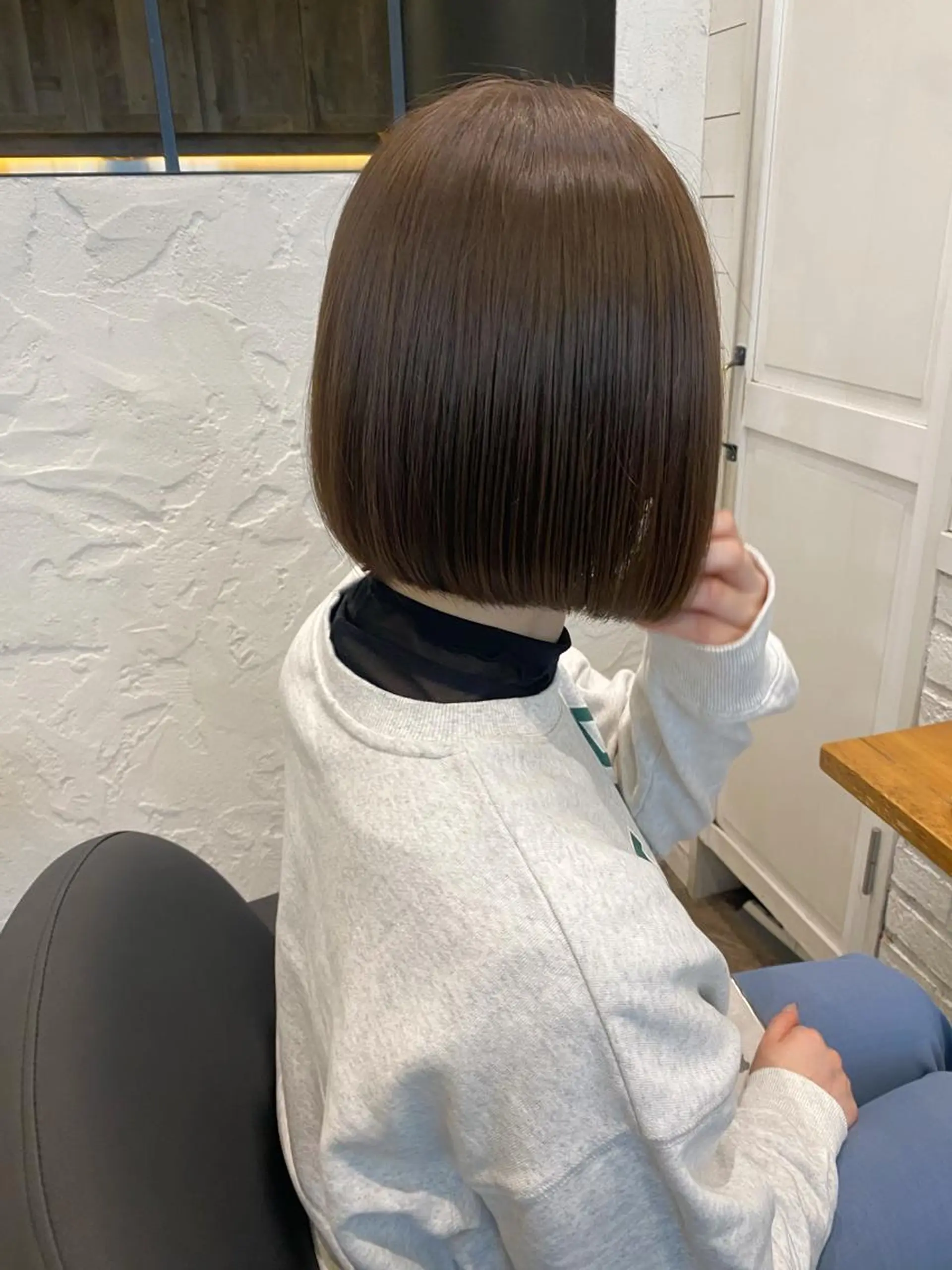 ショート カラー ベージュカラー シルバー シルバーベージュ ボブ 🌟アレンジが似合う カラー🌟Rumiのヘアスタイル