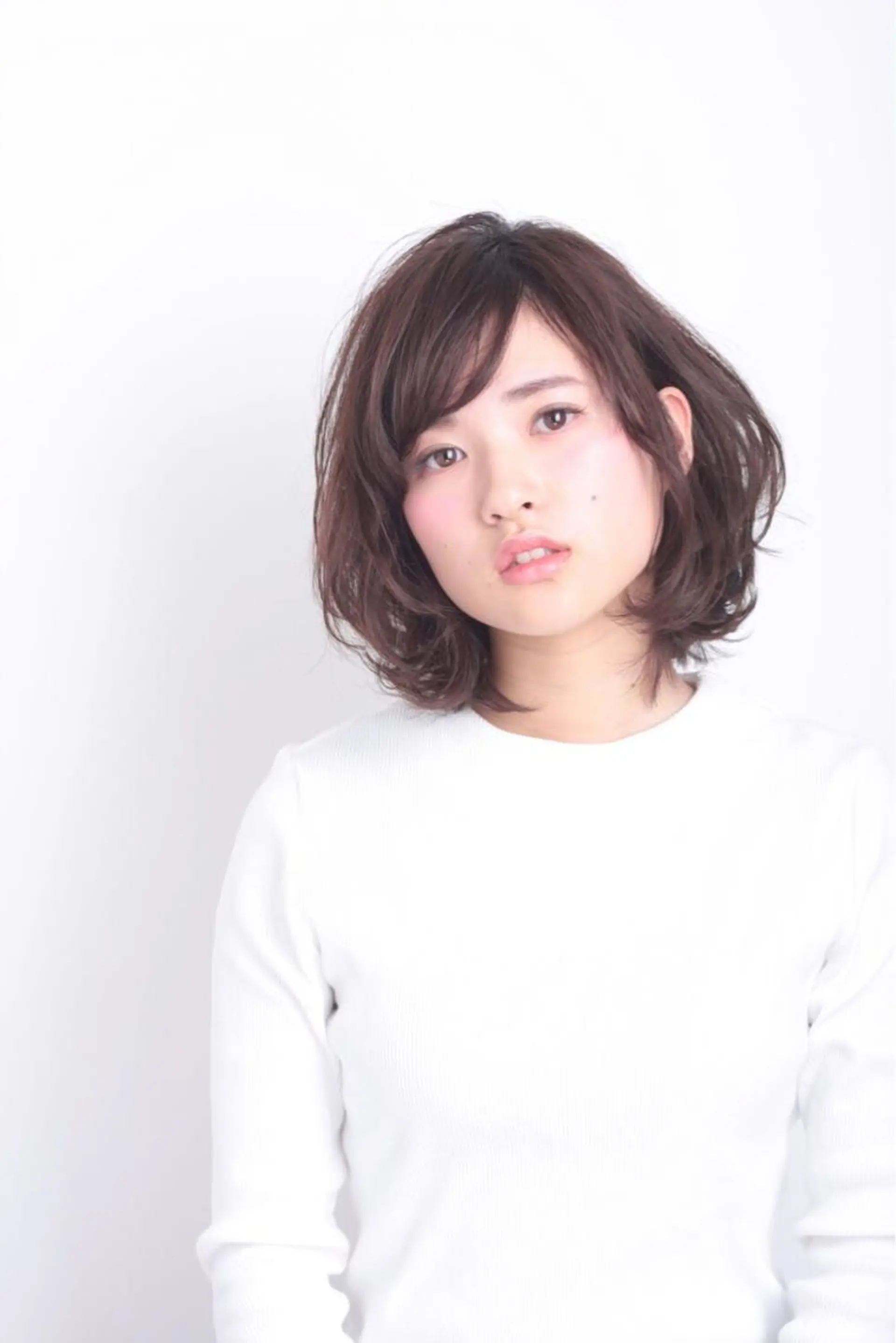 ミディアム カラー RESBORN所属・長岡 大偉のヘアスタイル