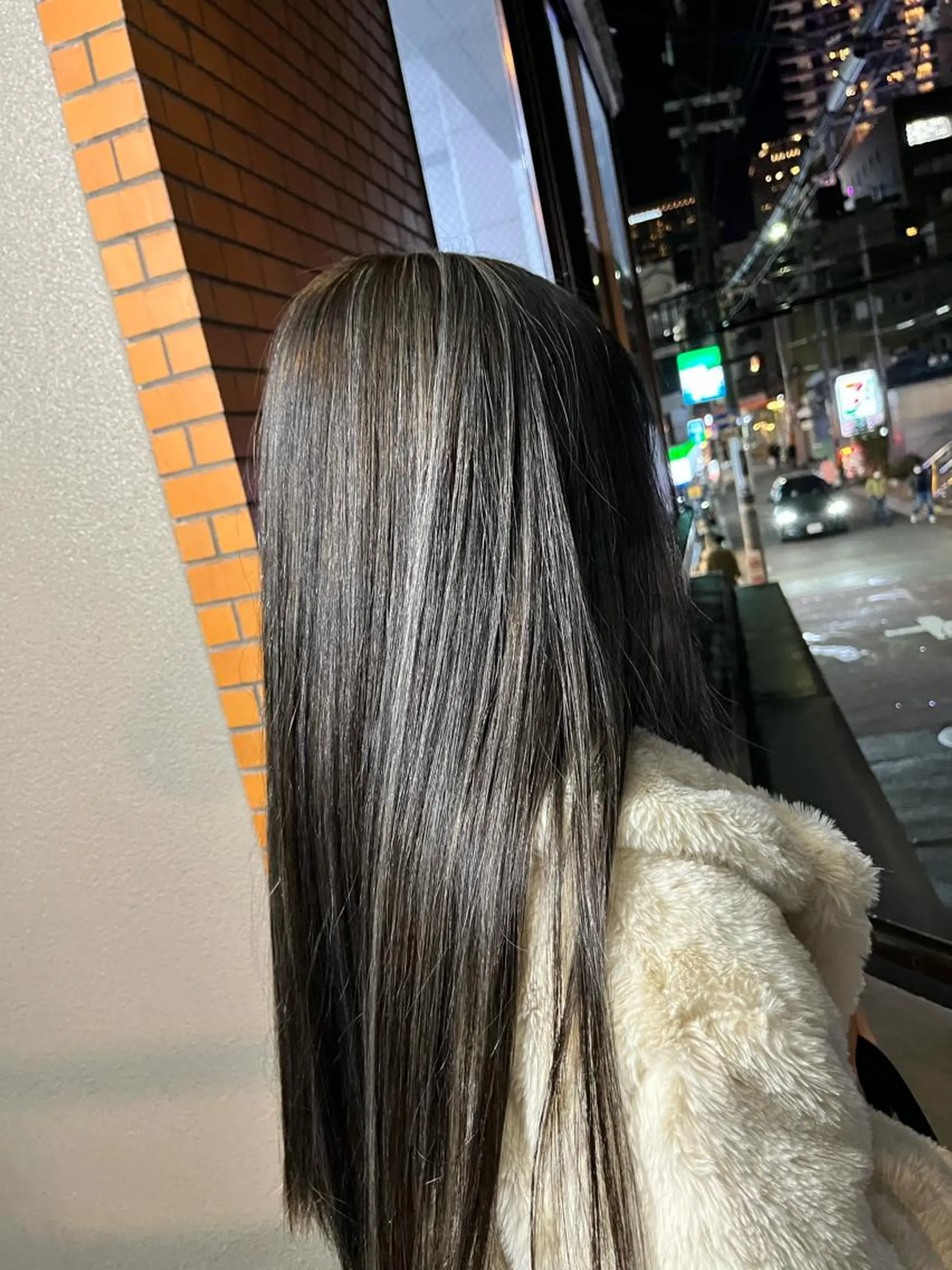 ロング カラー パーマ ヘアアレンジ メンズ キッズ ネイル マツエク・マツパ アイブロウ ショートボブ メンズバレイヤージュ メンズブリーチ フェードカット メンズハイライト カット ヘアカラー トリートメント ヘアセット 江坂カラー特化美容師 希弥【のぞみ】のヘアスタイル