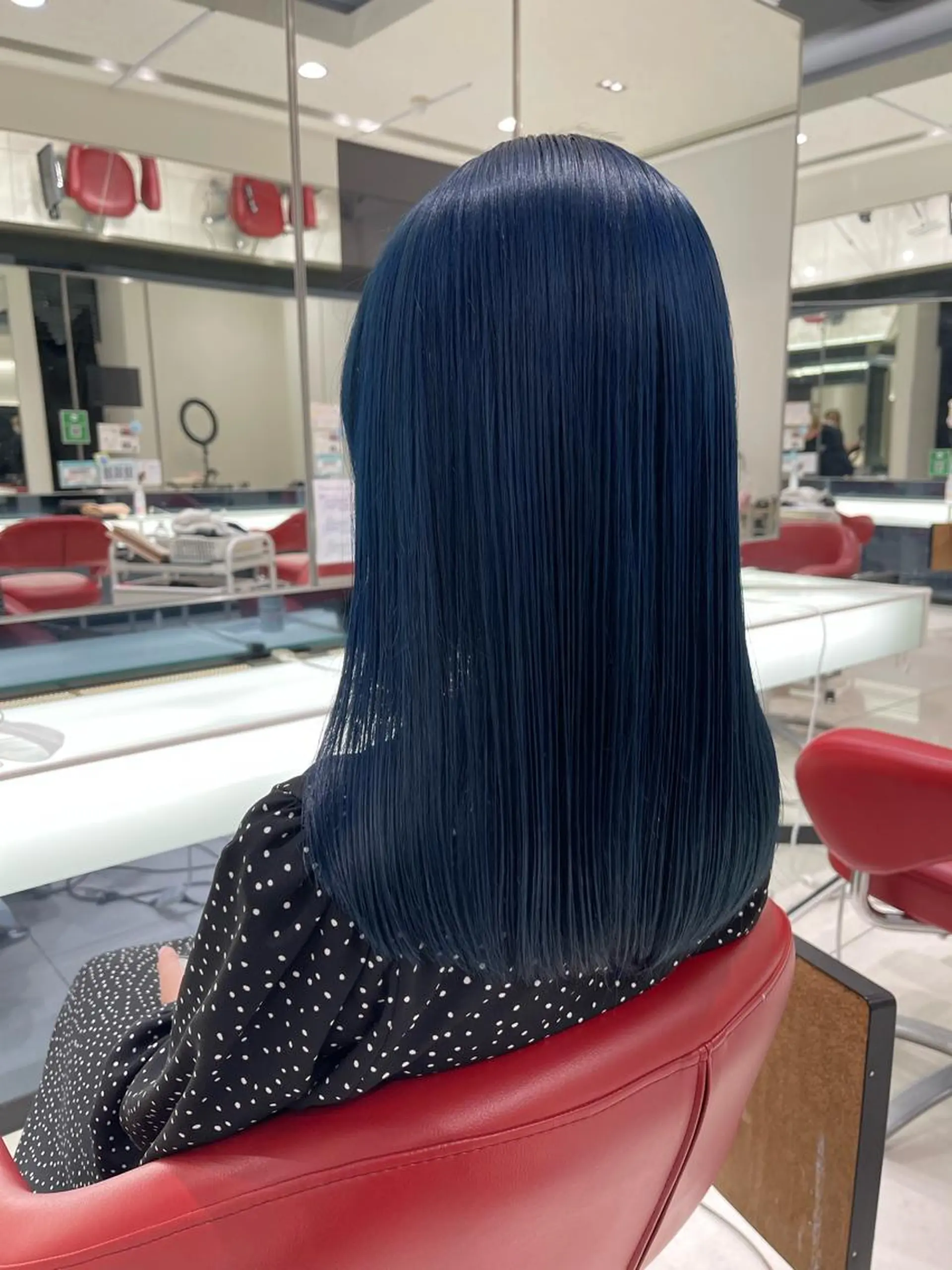 セミロング カラー ブルーカラー カット ヘアカラー トリートメント 阪本祥樹/ハイライト /バレイヤージュのヘアスタイル