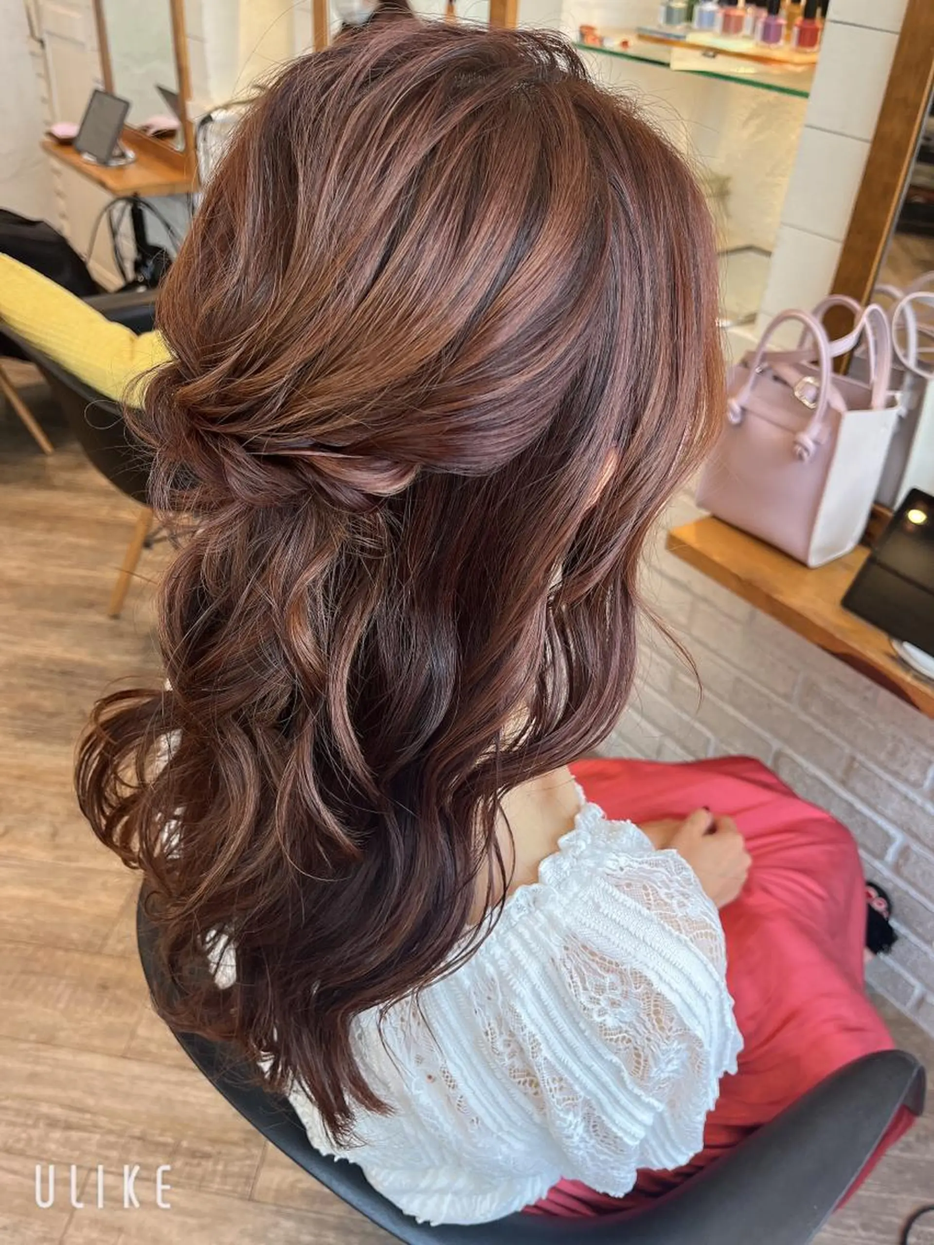 セミロング ヘアアレンジ ハーフアップ ⭐️ アユミ⭐️のヘアスタイル