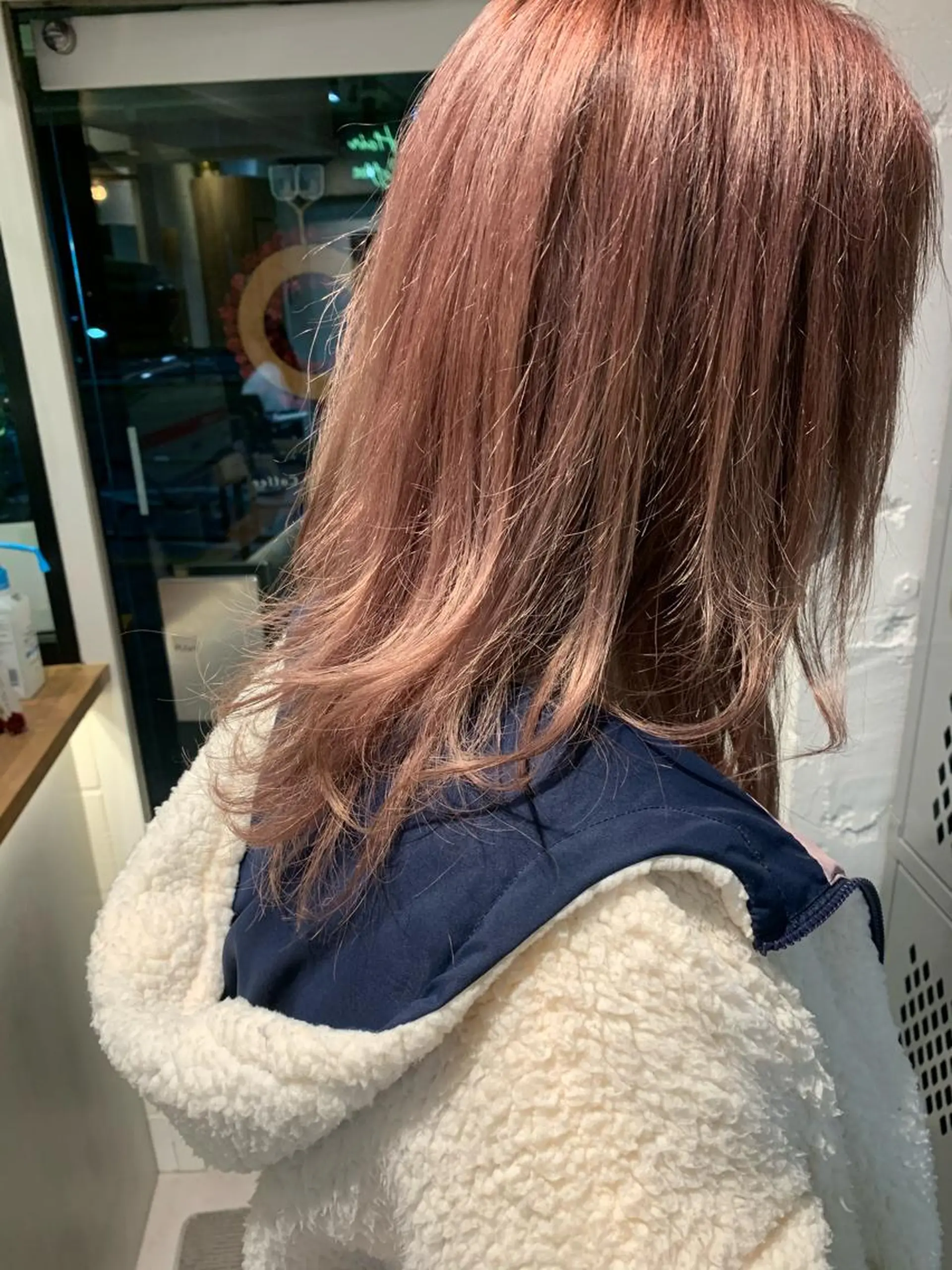 セミロング カラー ヘアアレンジ メンズ メンズブリーチ ブリーチ pu+on. nailworks所属・fuyumi / ニュアンスネイルのネイルデザイン