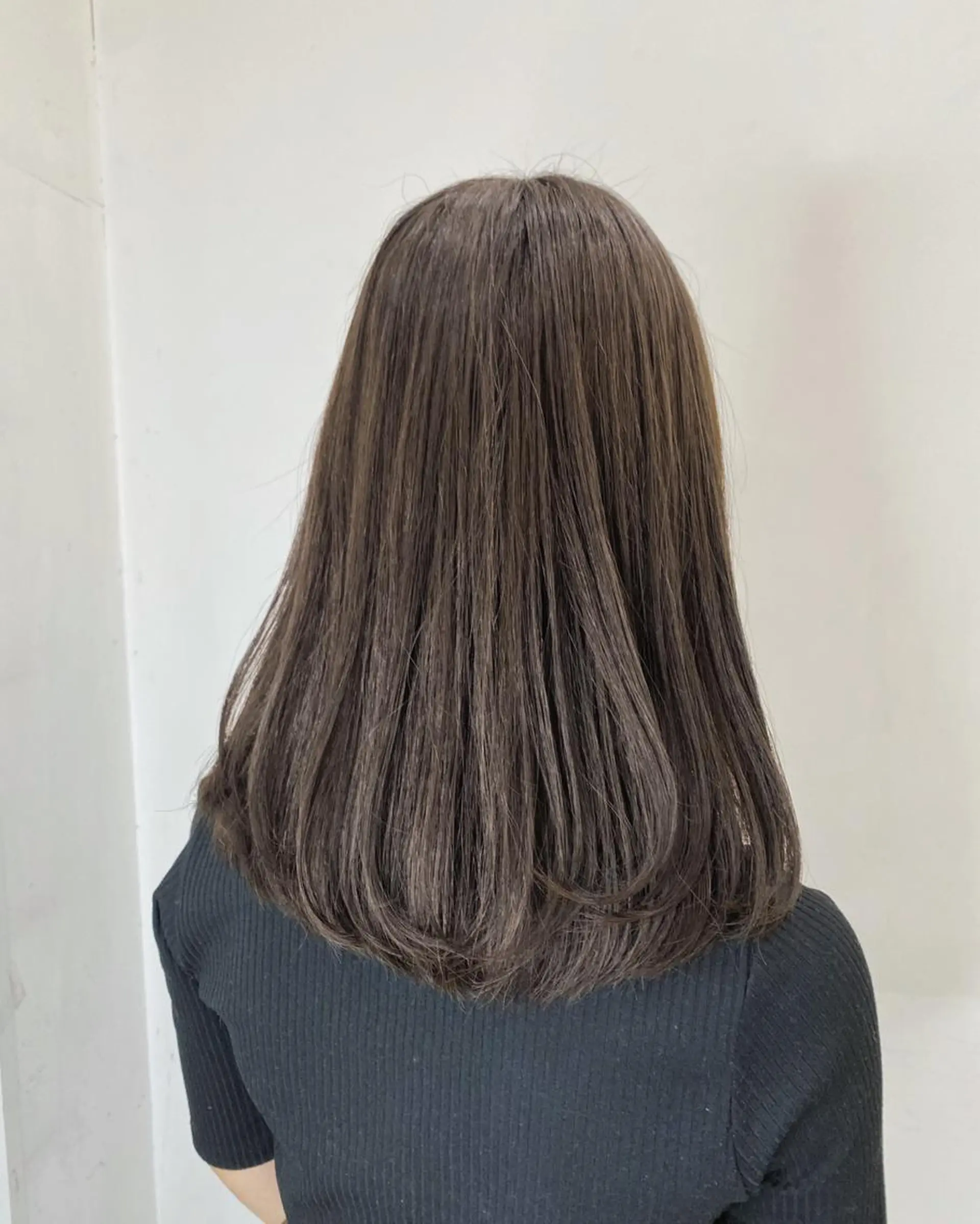 セミロング 🪞髪質改善カラー× レイヤー河村真聖🪞のヘアスタイル