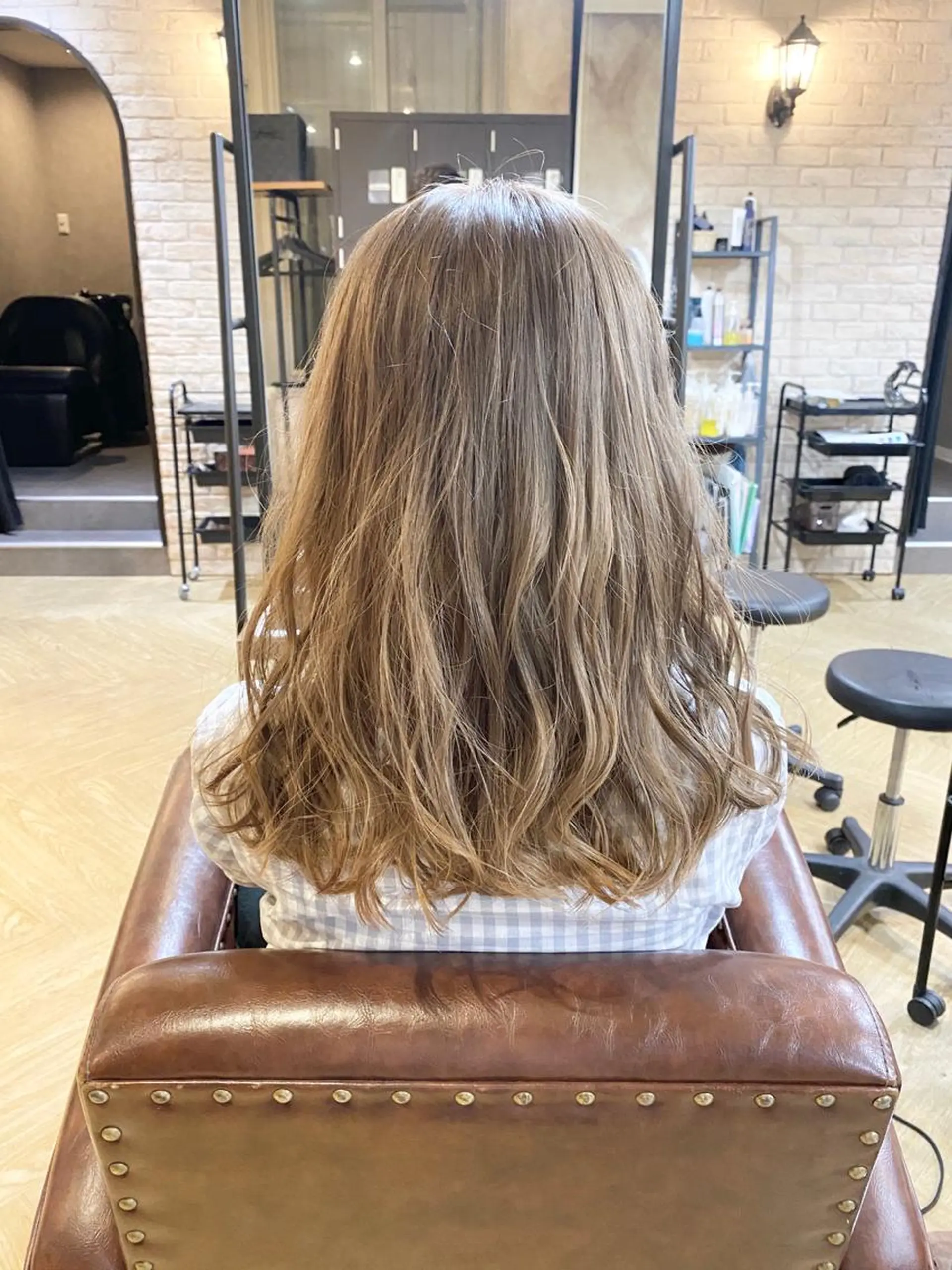 セミロング カラー 髪質改善 ヒデのヘアスタイル