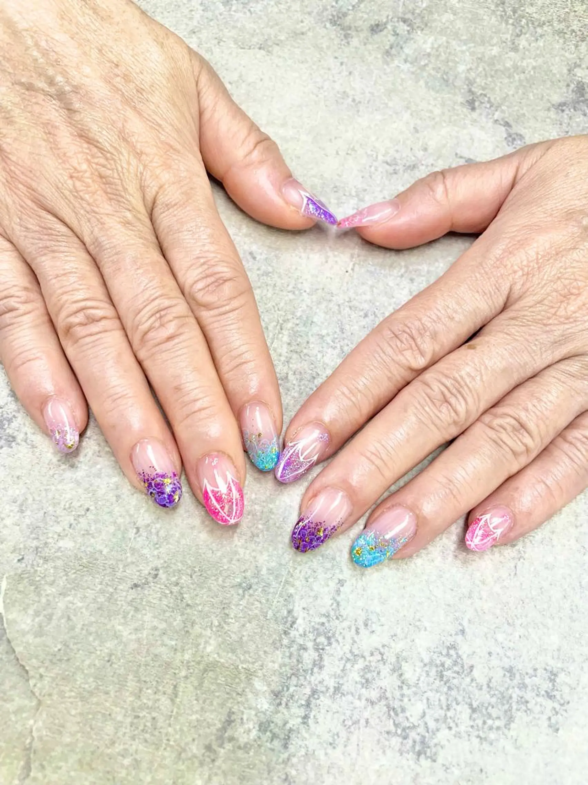 ネイル アートネイル フレンチネイル ジェルネイル ガラスフレンチ グラデーション ハンドネイル ハンドケア FASTNAIL PLUS 新宿店のネイルデザイン