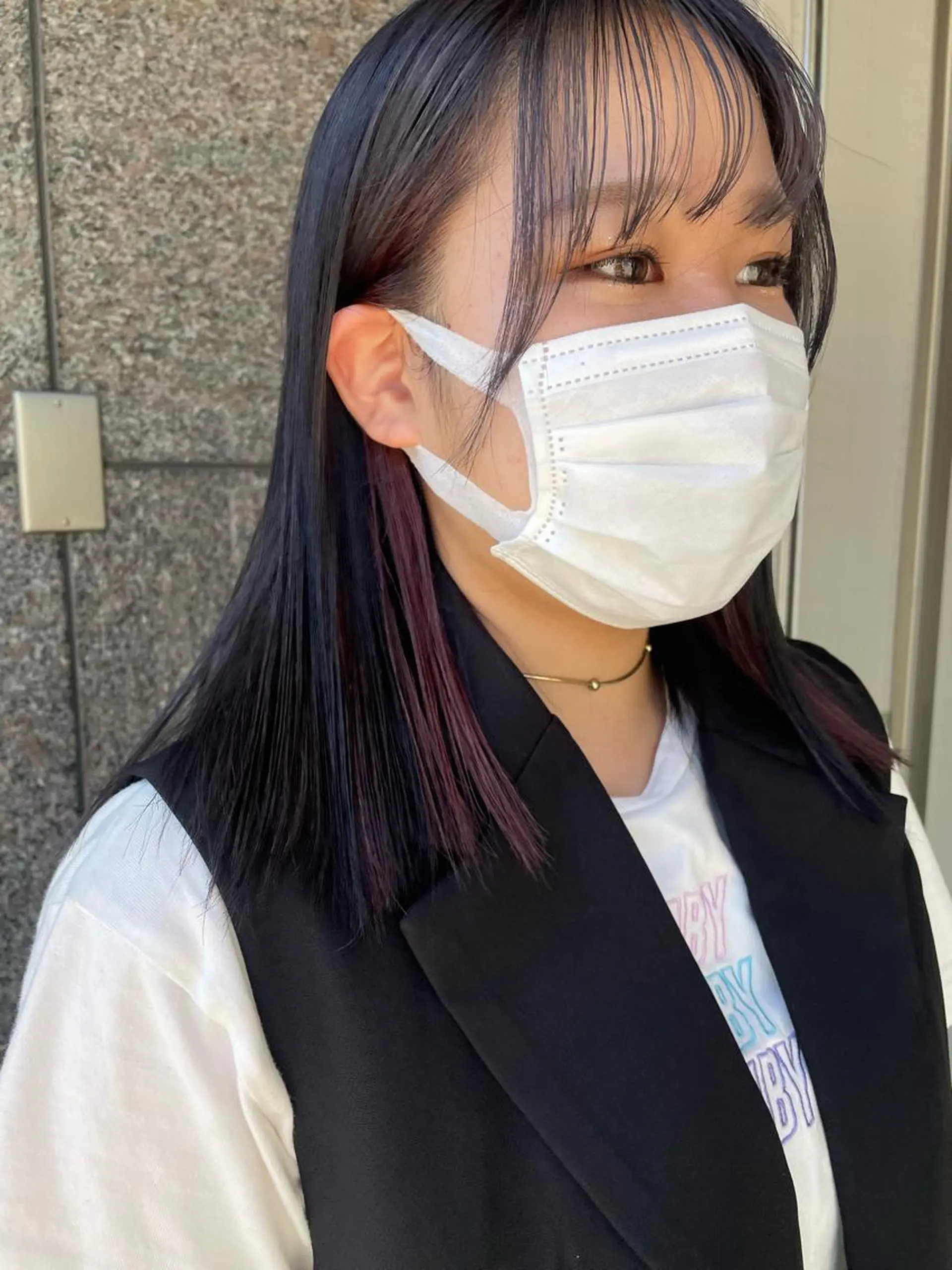 カラー BLANCA　HAIR西尾所属・新納 杏奈のヘアスタイル