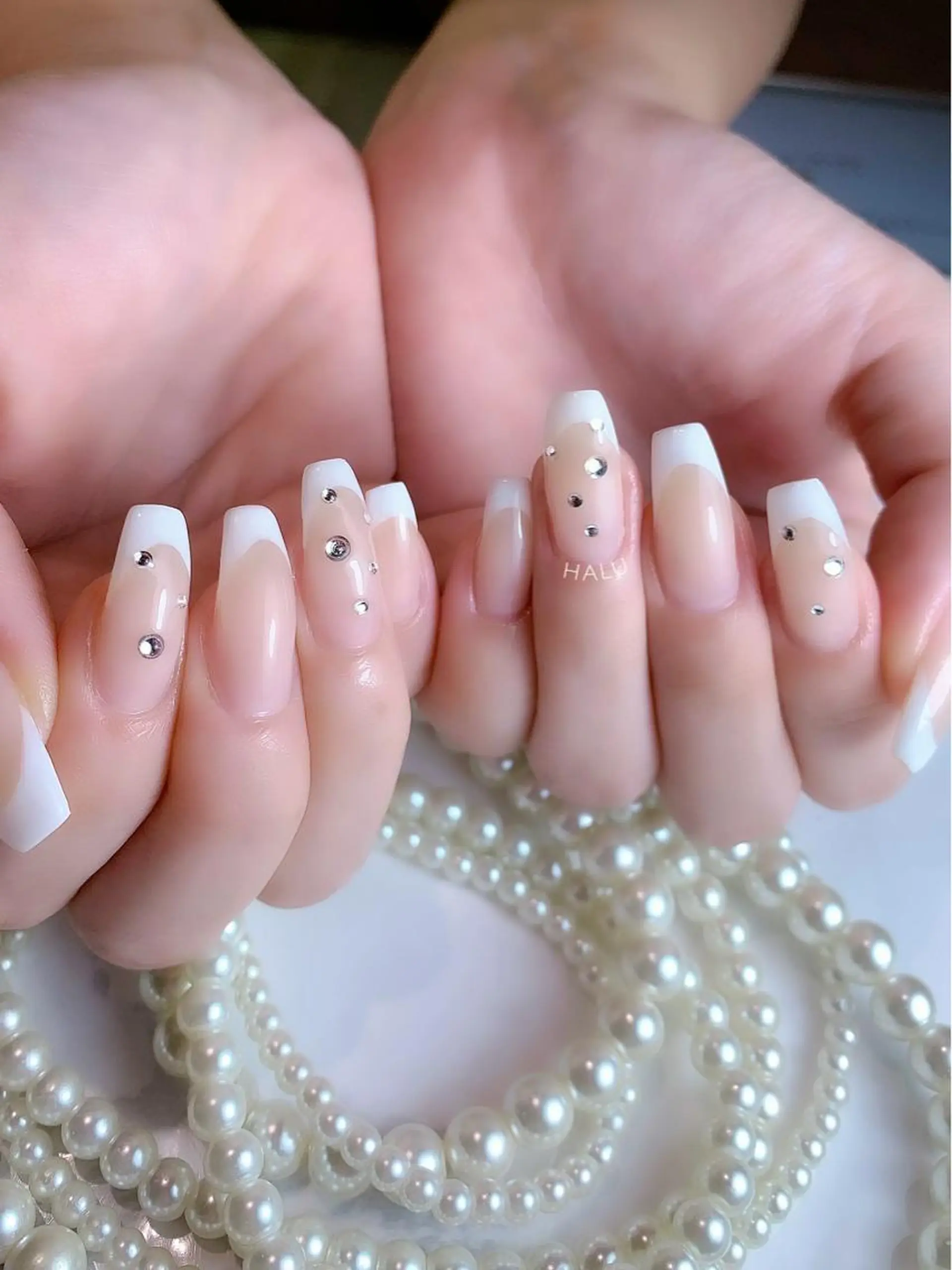 ネイル フレンチネイル HALU ハルのネイルデザイン