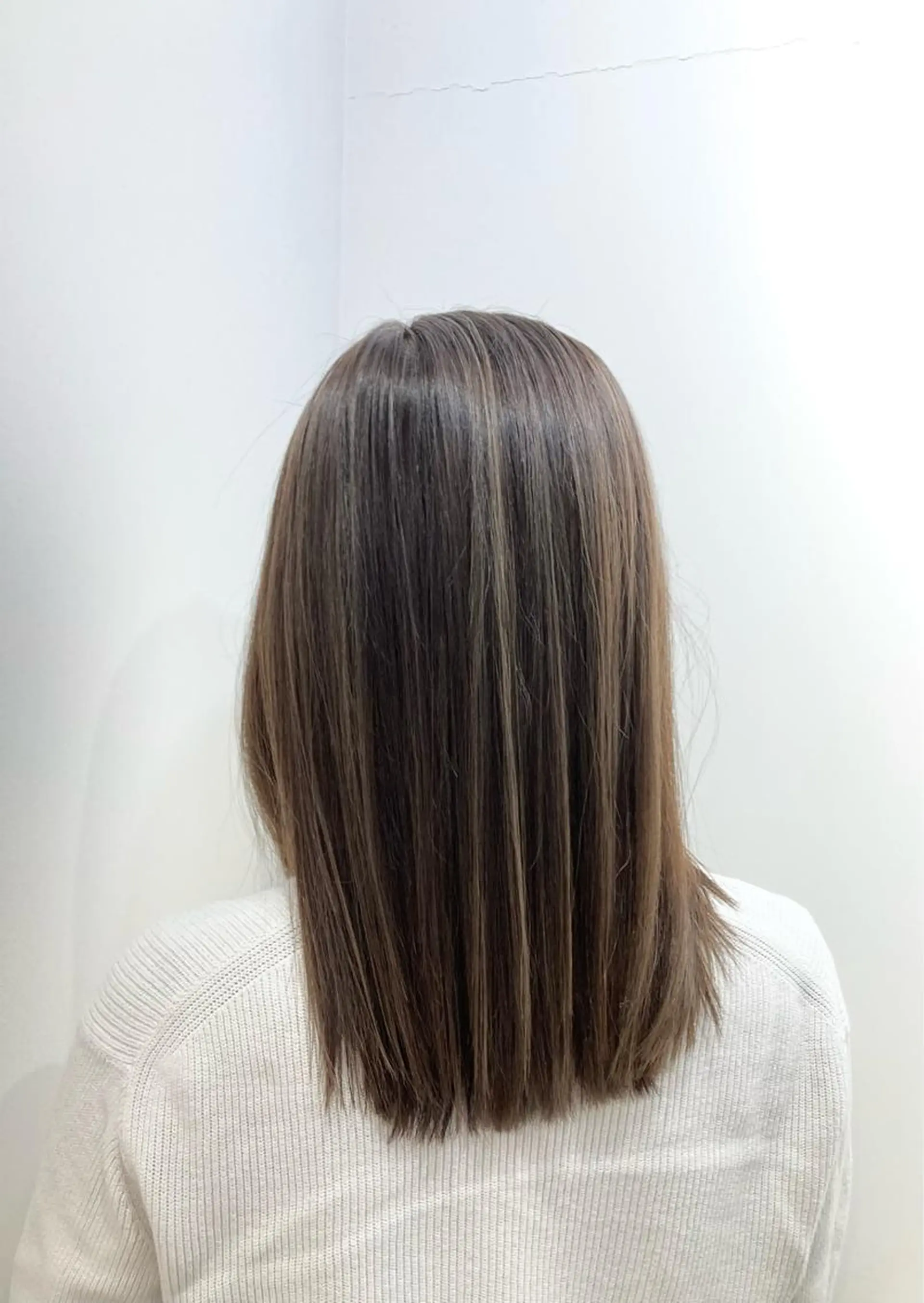 カラー 🌈Agu hair 副店長/岩渕蓮のヘアスタイル