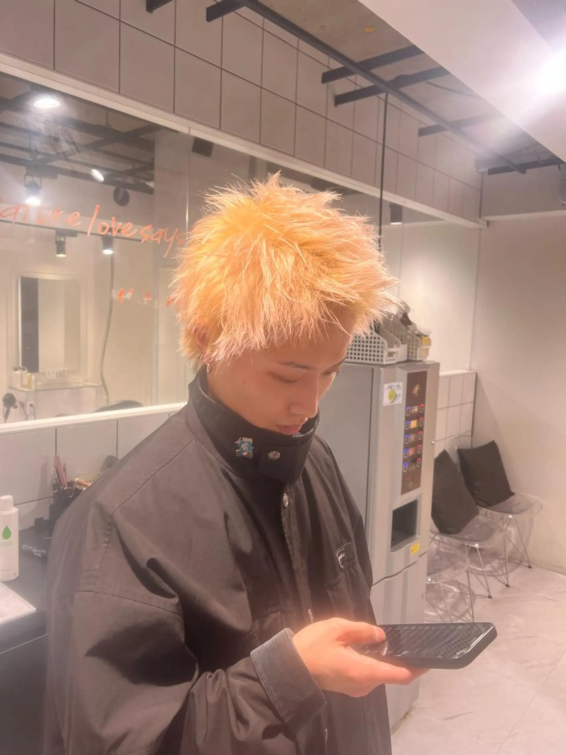 ショート カラー パーマ メンズ ヘアカラー 🔥札幌No.1🥇 パーマ特化美容師🔥のヘアスタイル