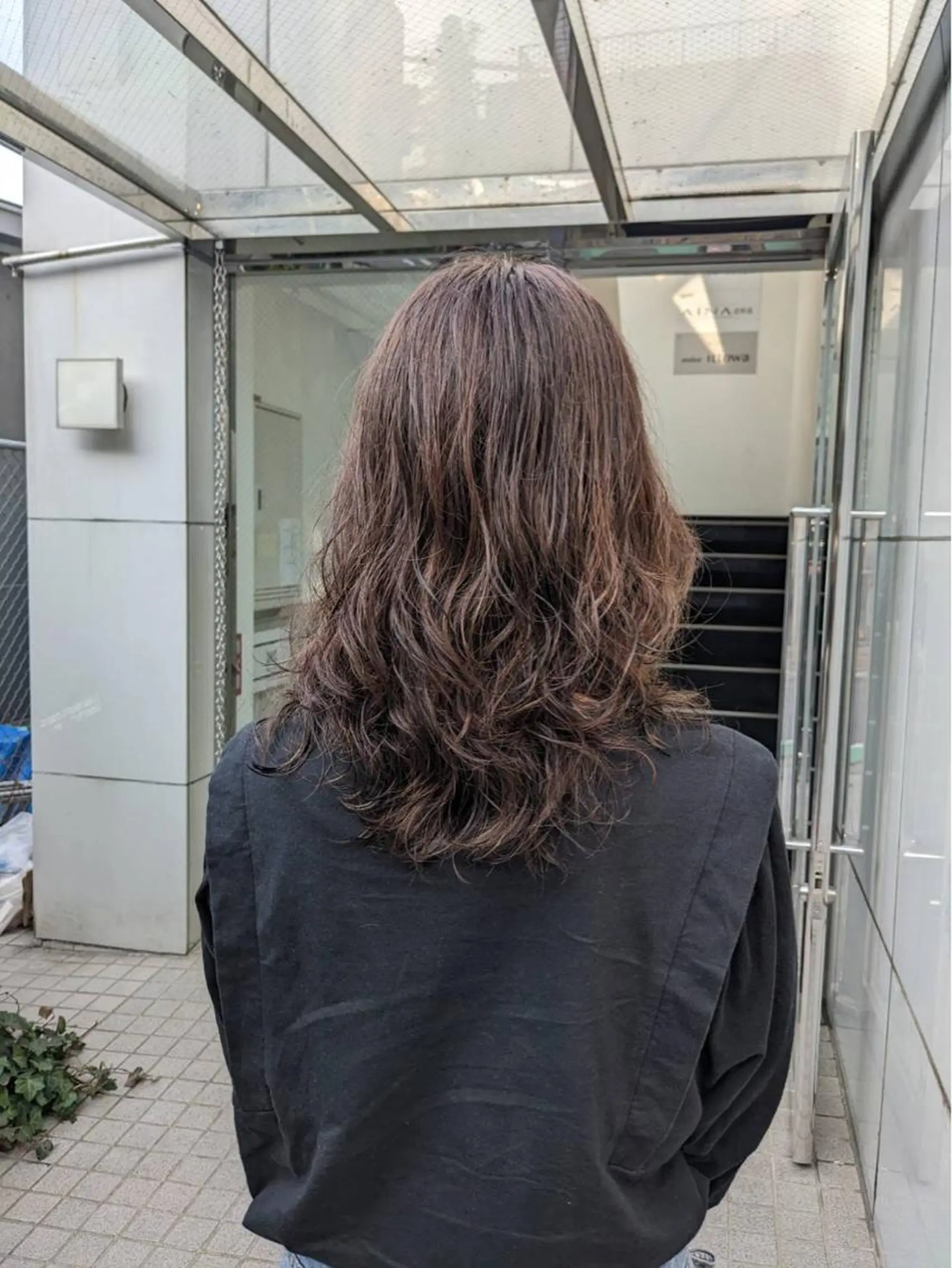 セミロング カット ヘアカラー パーマ トリートメント 寺田 ゆりのヘアスタイル