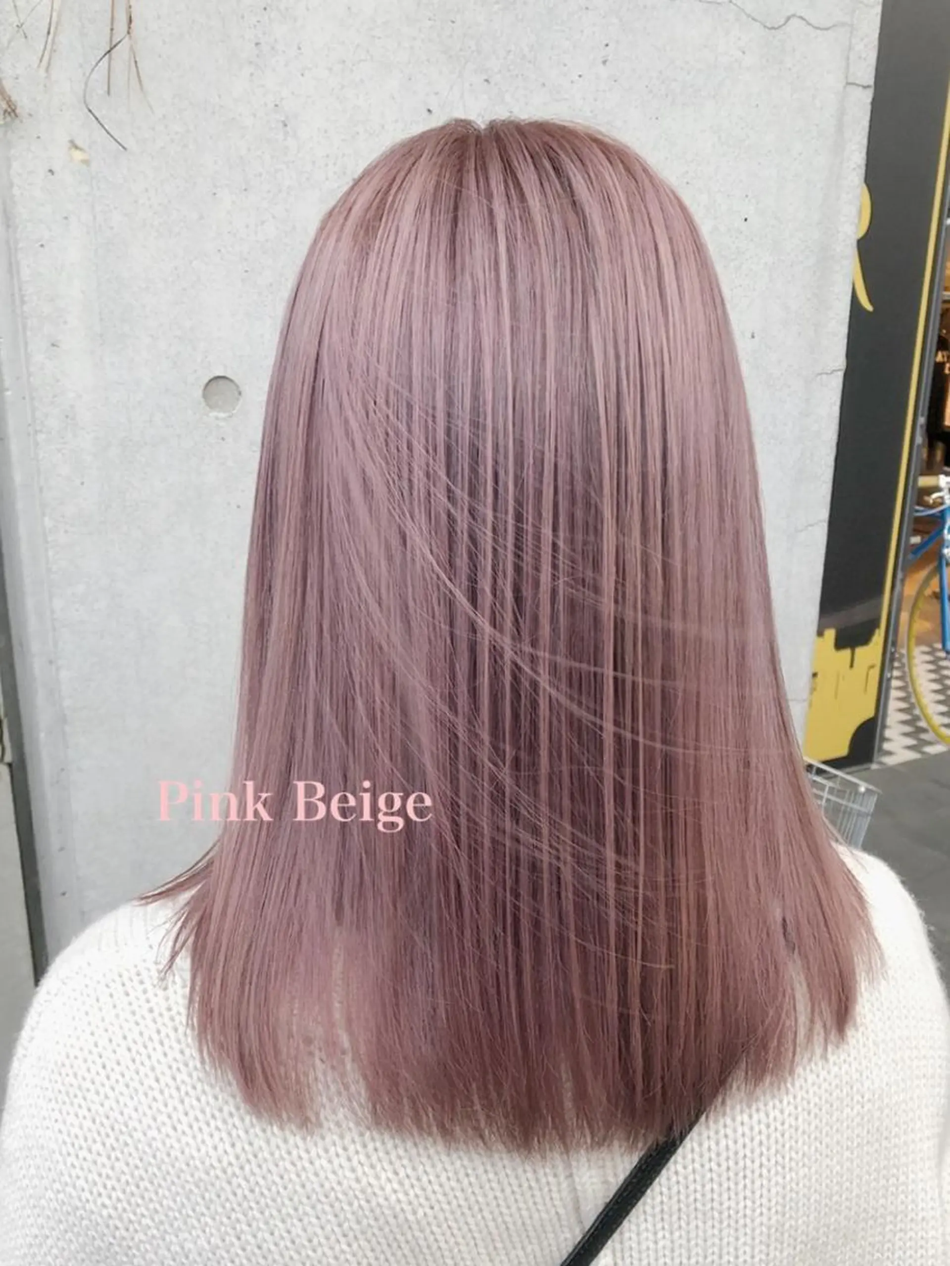 カラー アッシュ アッシュグレー アッシュグレージュ バレイヤージュ ミストバング デザインカラー MIKU🦋のヘアスタイル