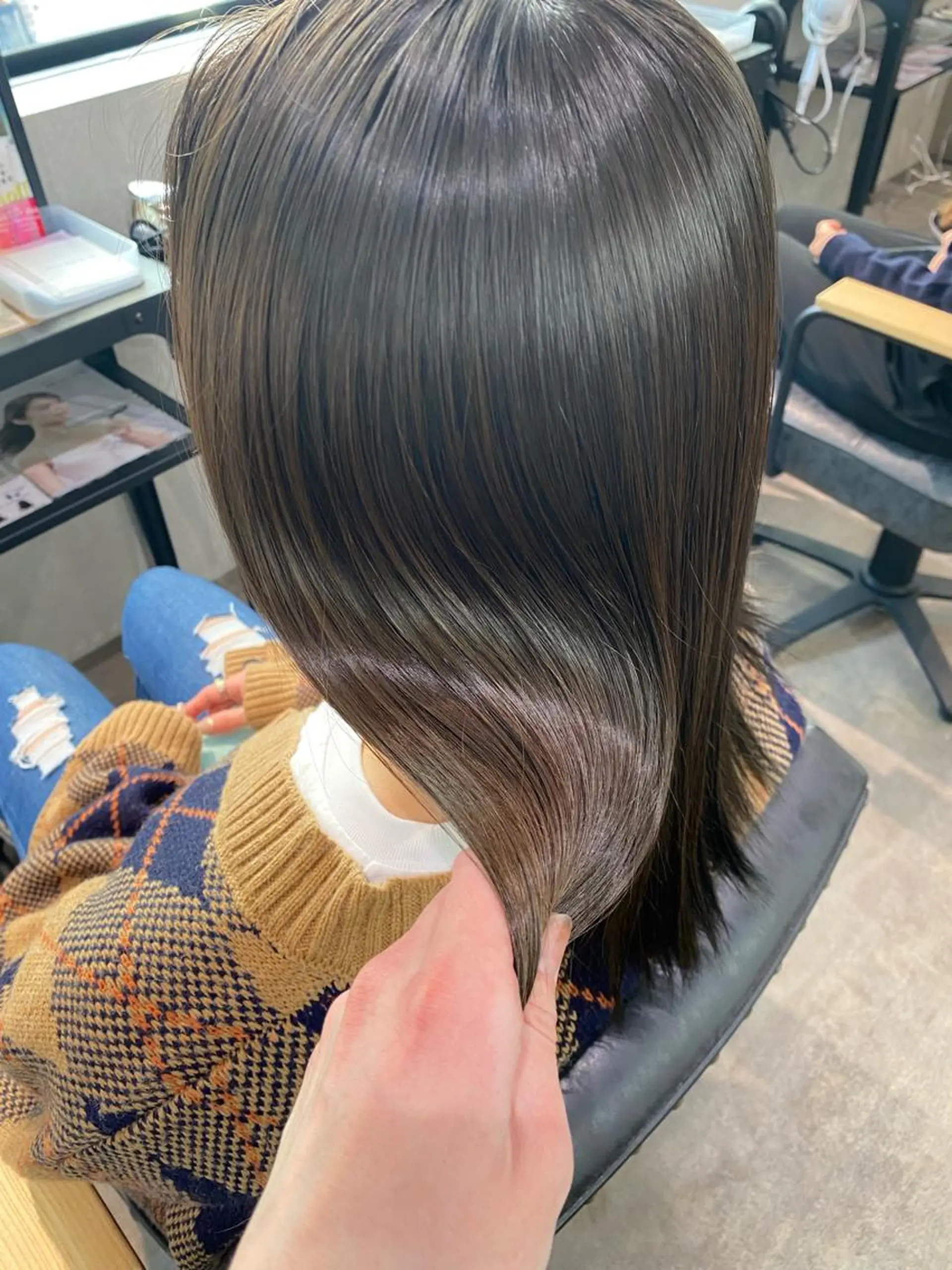 ミディアム カラー ヘアカラー トリートメント お洒落カジュアル🍃 まなとのヘアスタイル