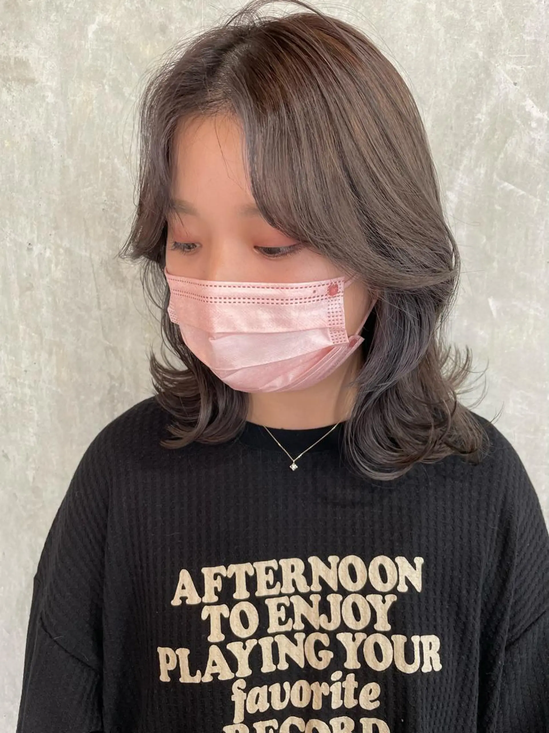 ミディアム カラー 透明感カラー くびれヘア 顔まわりレイヤー 顔周りカット 韓国風ヘア risako🇰🇷 韓国ヘア/レイヤーのヘアスタイル