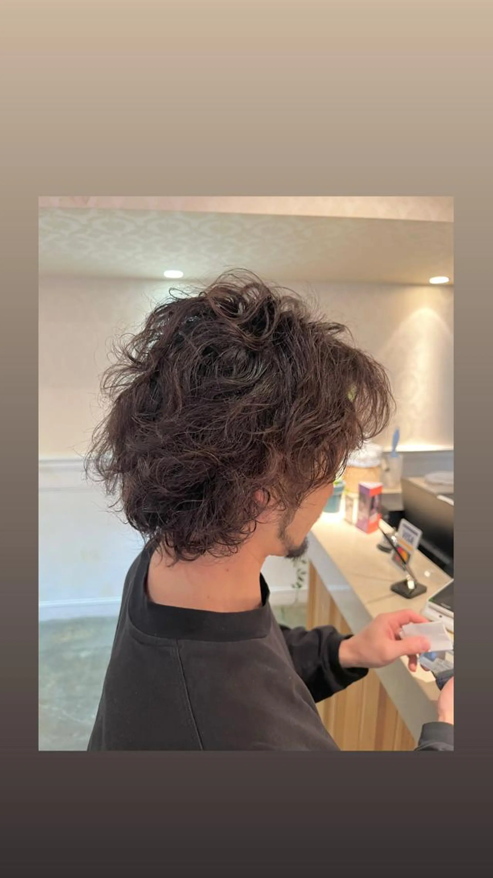 パーマ メンズ メンズパーマ カット パーマ ハイライト/インナー /ブリーチ/レイヤーのヘアスタイル