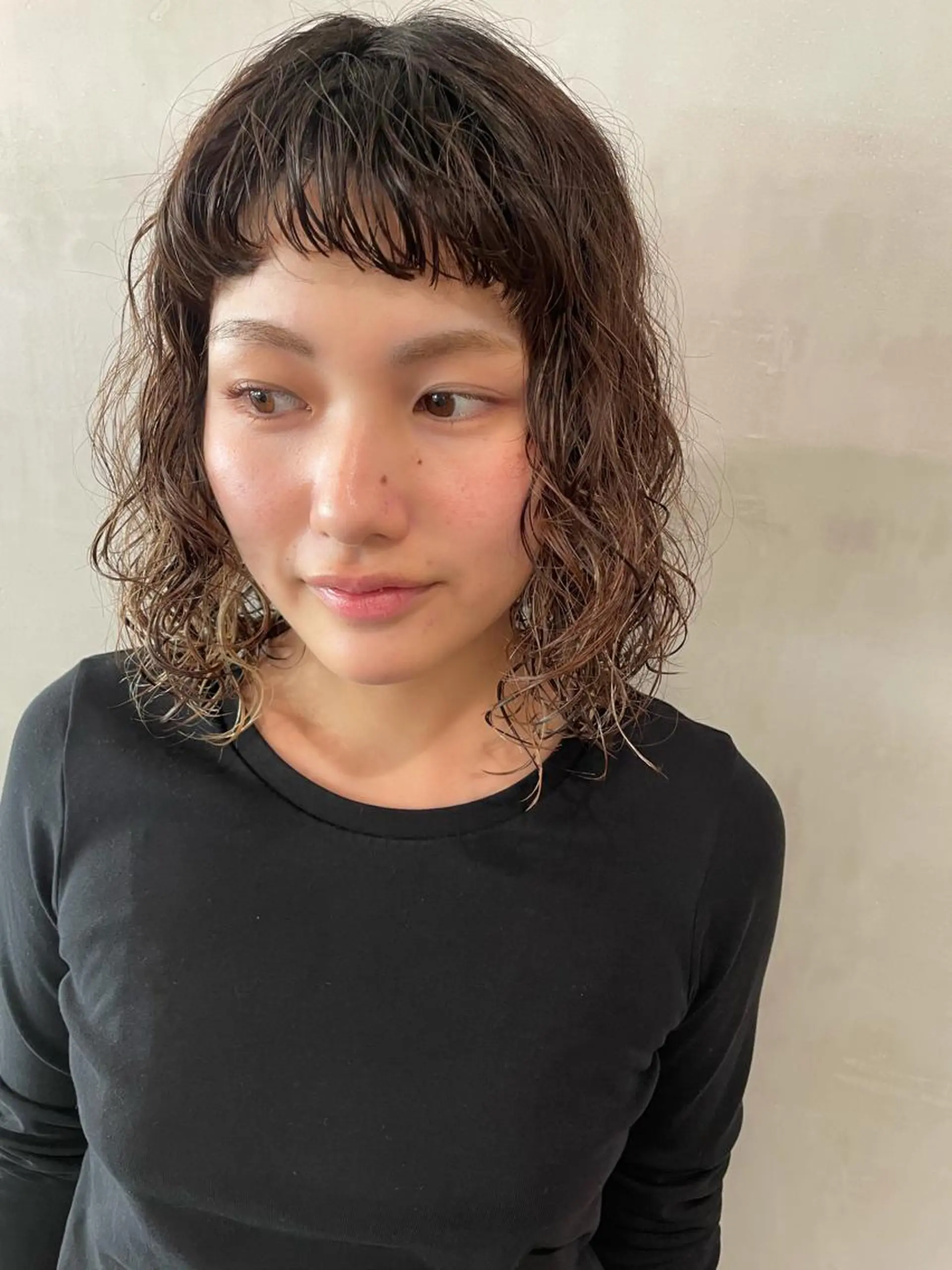 ミディアム パーマ カット パーマ トリートメント 優 作のヘアスタイル