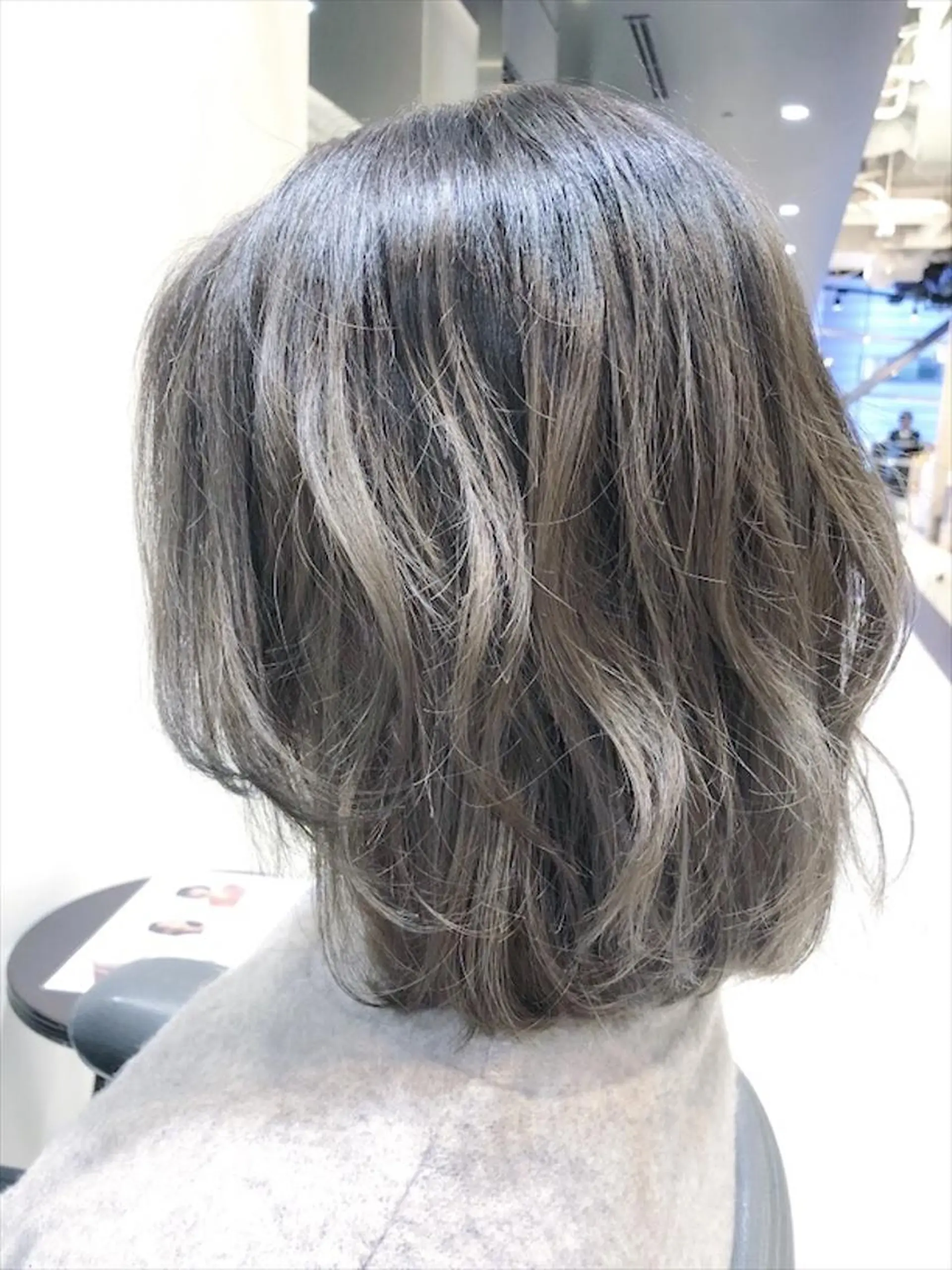 ミディアム カラー 眉毛/まつげ 山川　あやめの眉毛・アイブロウイメージ