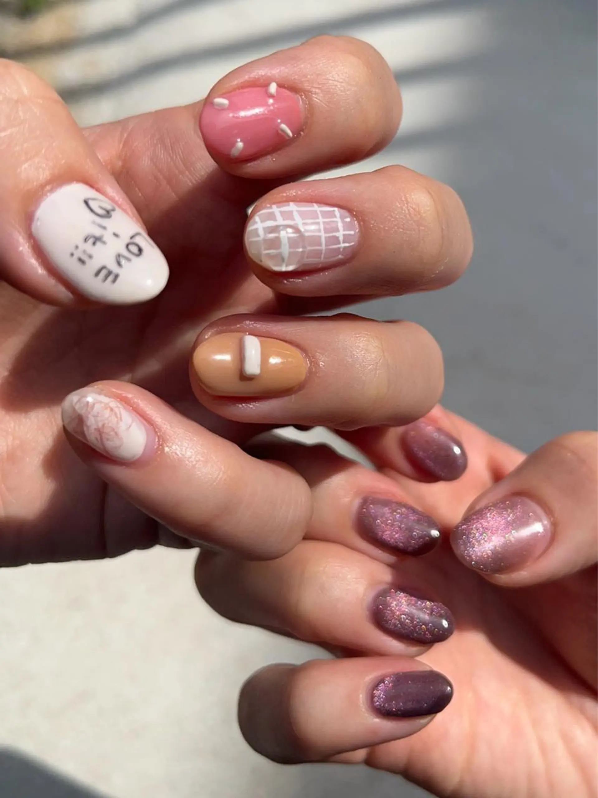 ネイル フットネイル ジェルネイル マグネットネイル ミラーネイル ニュアンスネイル ハンドネイル 【Cheri.】 MIORIのネイルデザイン