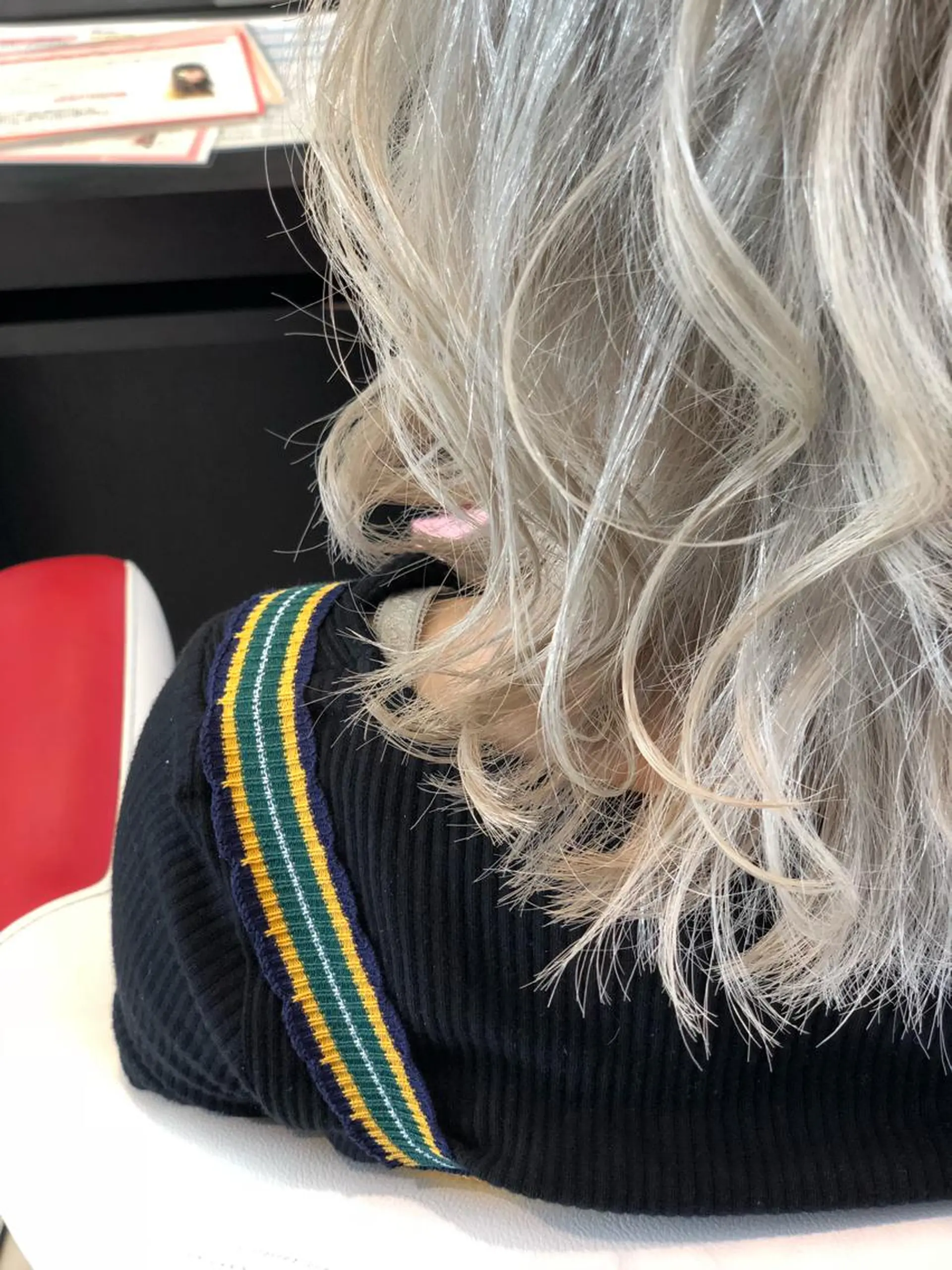 ミディアム カラー ヘアアレンジ アッシュ ブリーチ ホワイトアッシュ 渡辺　亮/ ハイライト/髪質改善のヘアスタイル