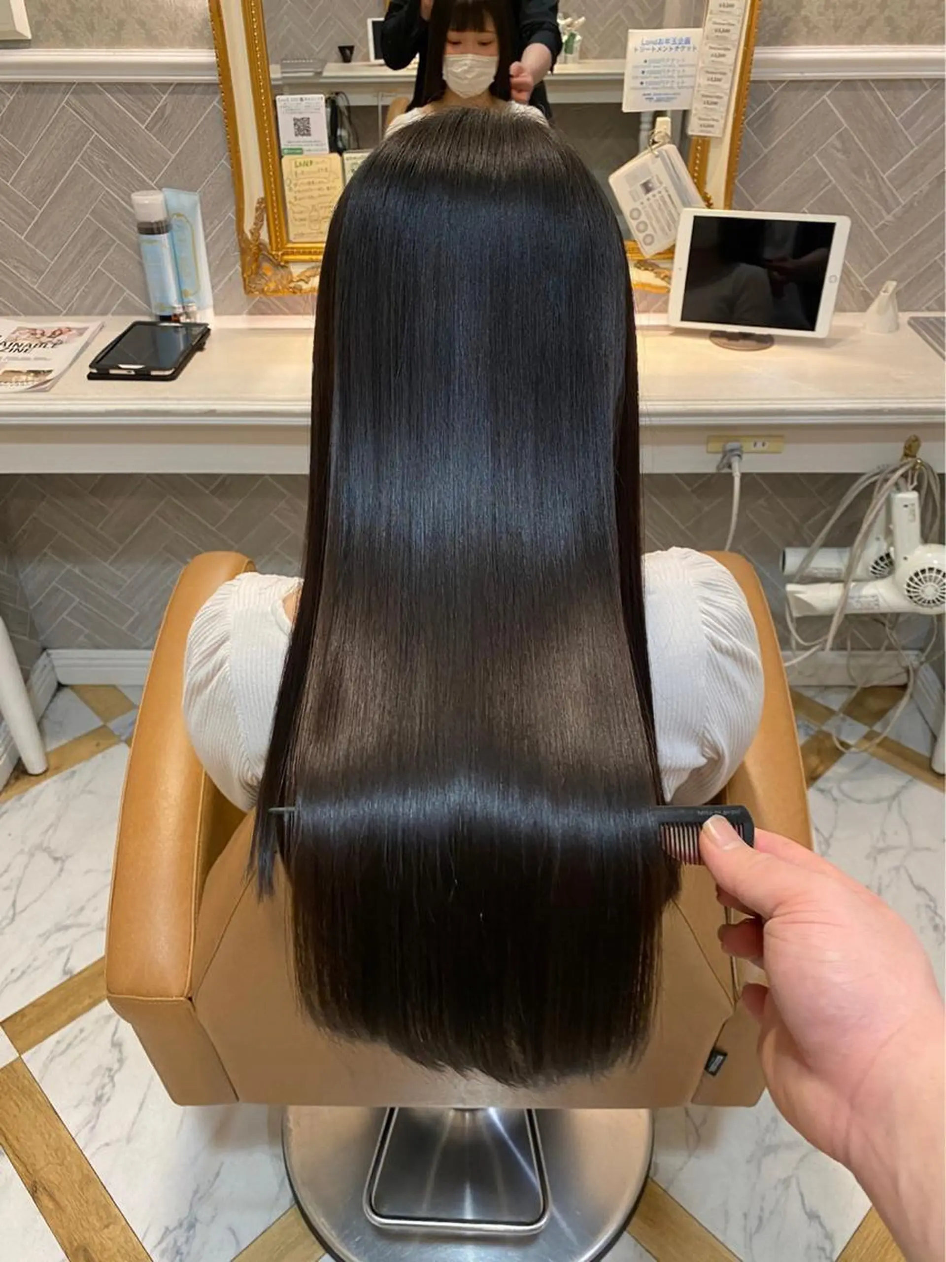 ロング 縮毛矯正 Londnaitre MAHOのヘアスタイル
