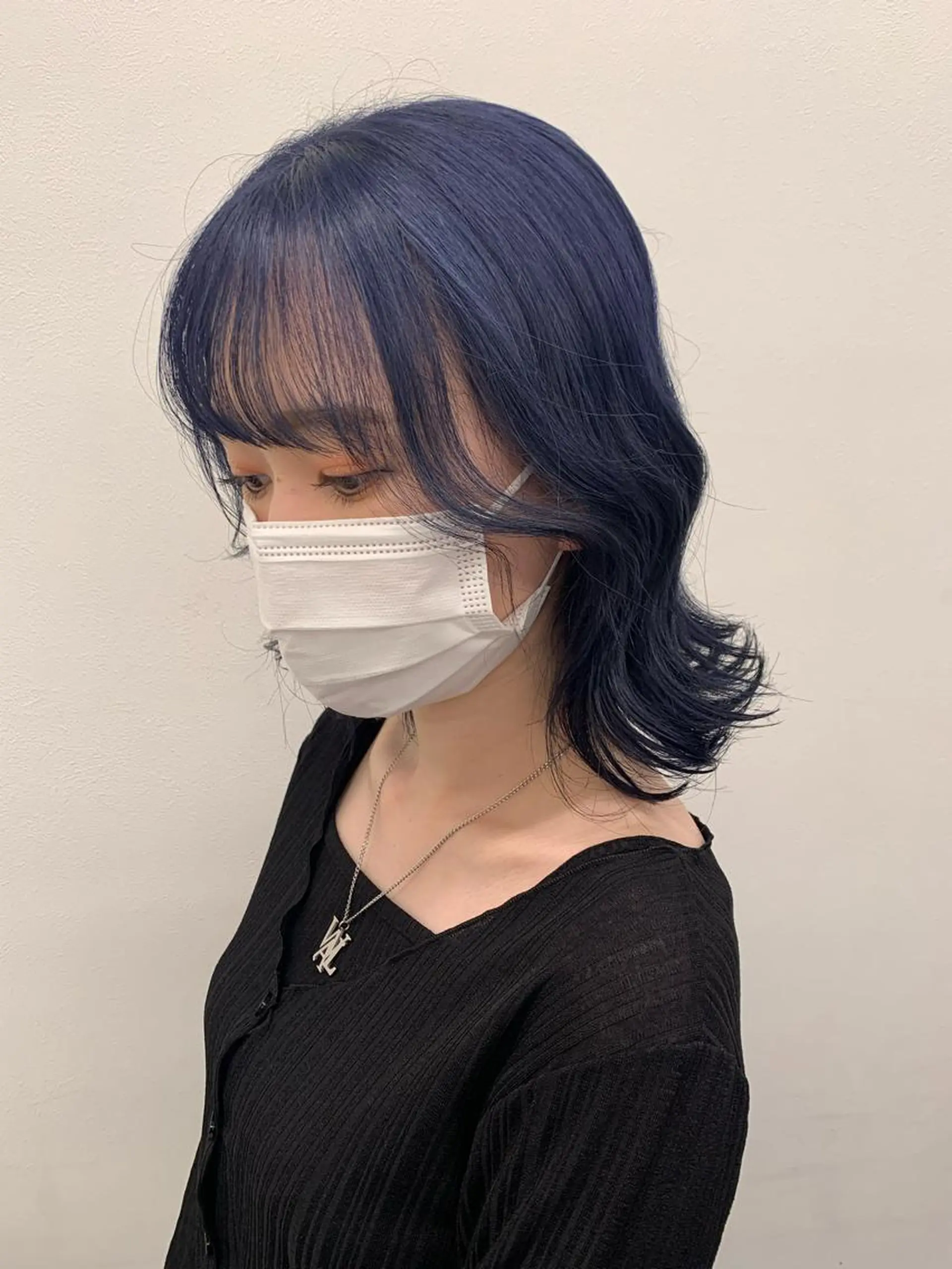 ミディアム カラー 韓国レイヤー ハッシュカットのヘアスタイル