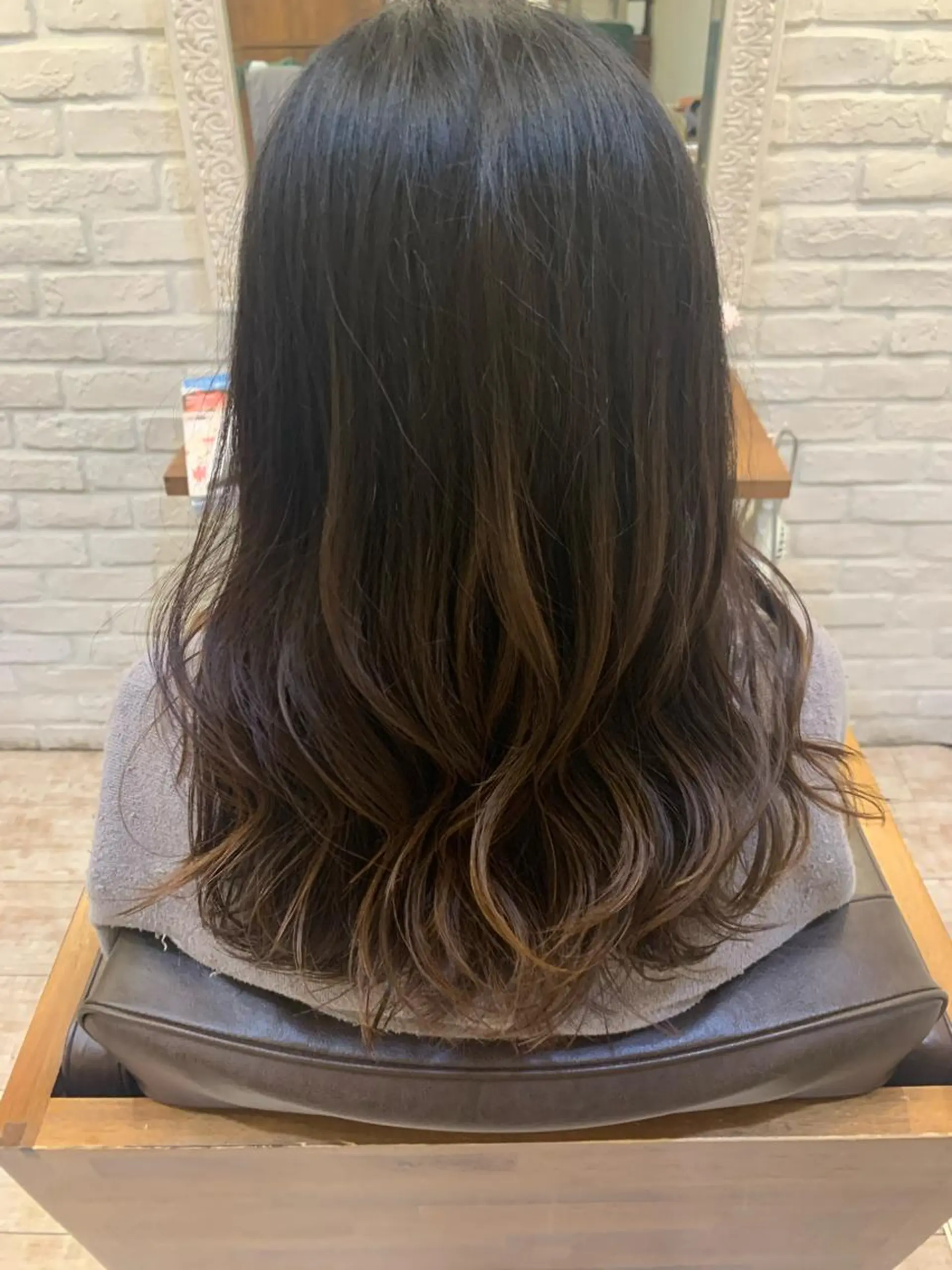 セミロング ヘアアレンジ 飯塚 沙衣のヘアスタイル