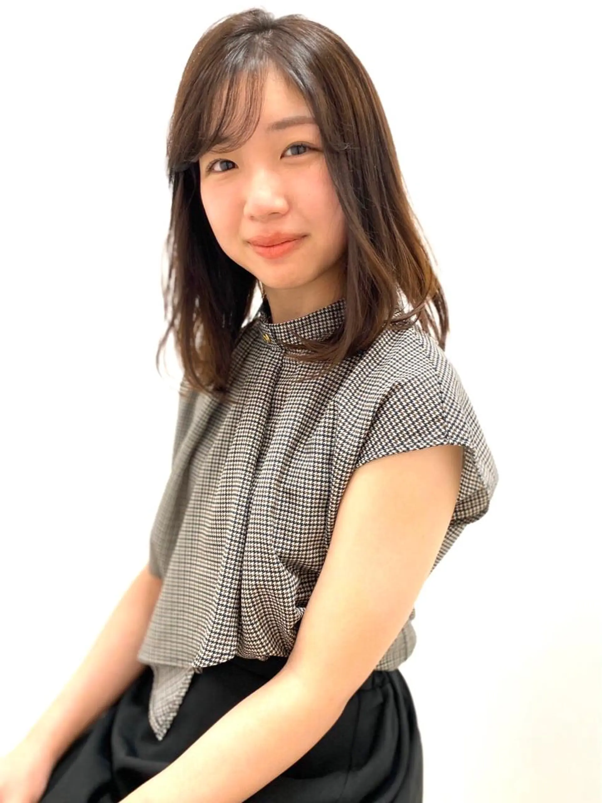 セミロング OJIMA YUKAのヘアスタイル