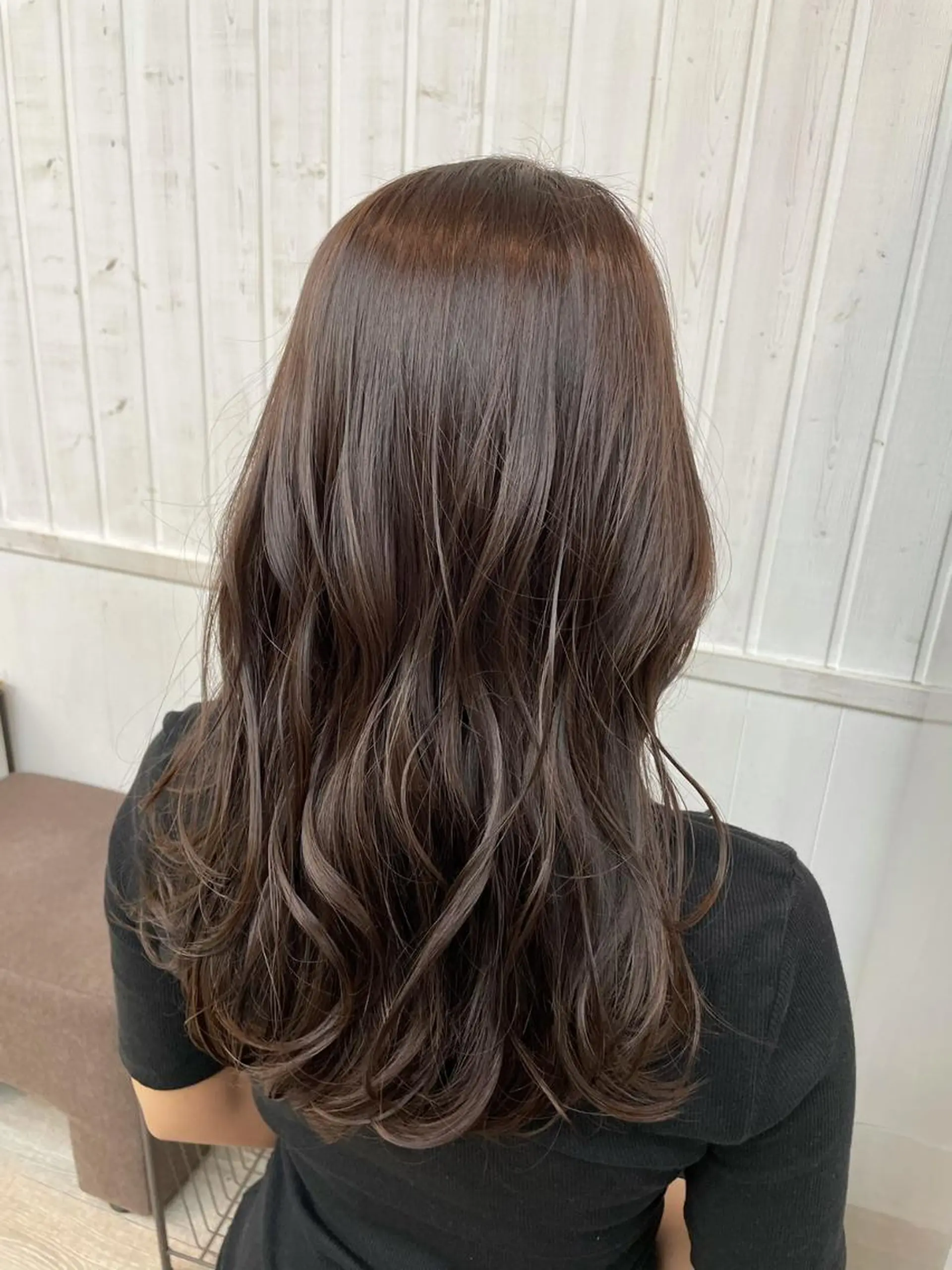 ロング カラー パーマ ハイライトカラー メッシュ ハイライト ムルギョル巻き ロング カット ヘアカラー newi saLyu ネウィ　サリューのヘアスタイル