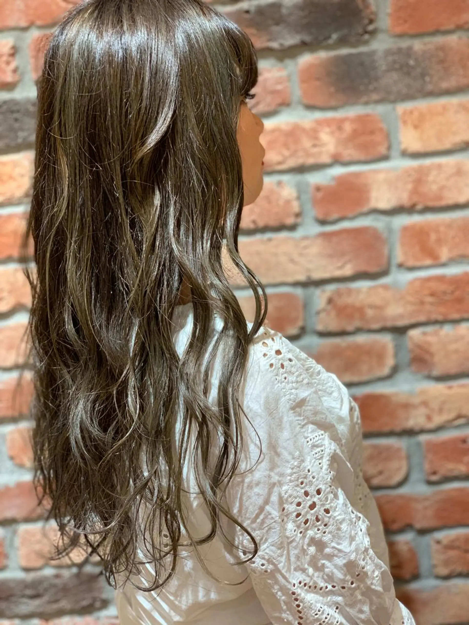 セミロング カラー カット ヘアカラー トリートメント 髪質改善美容室Lust所属・美容室Lust💚 嶋崎　鷹のヘアスタイル